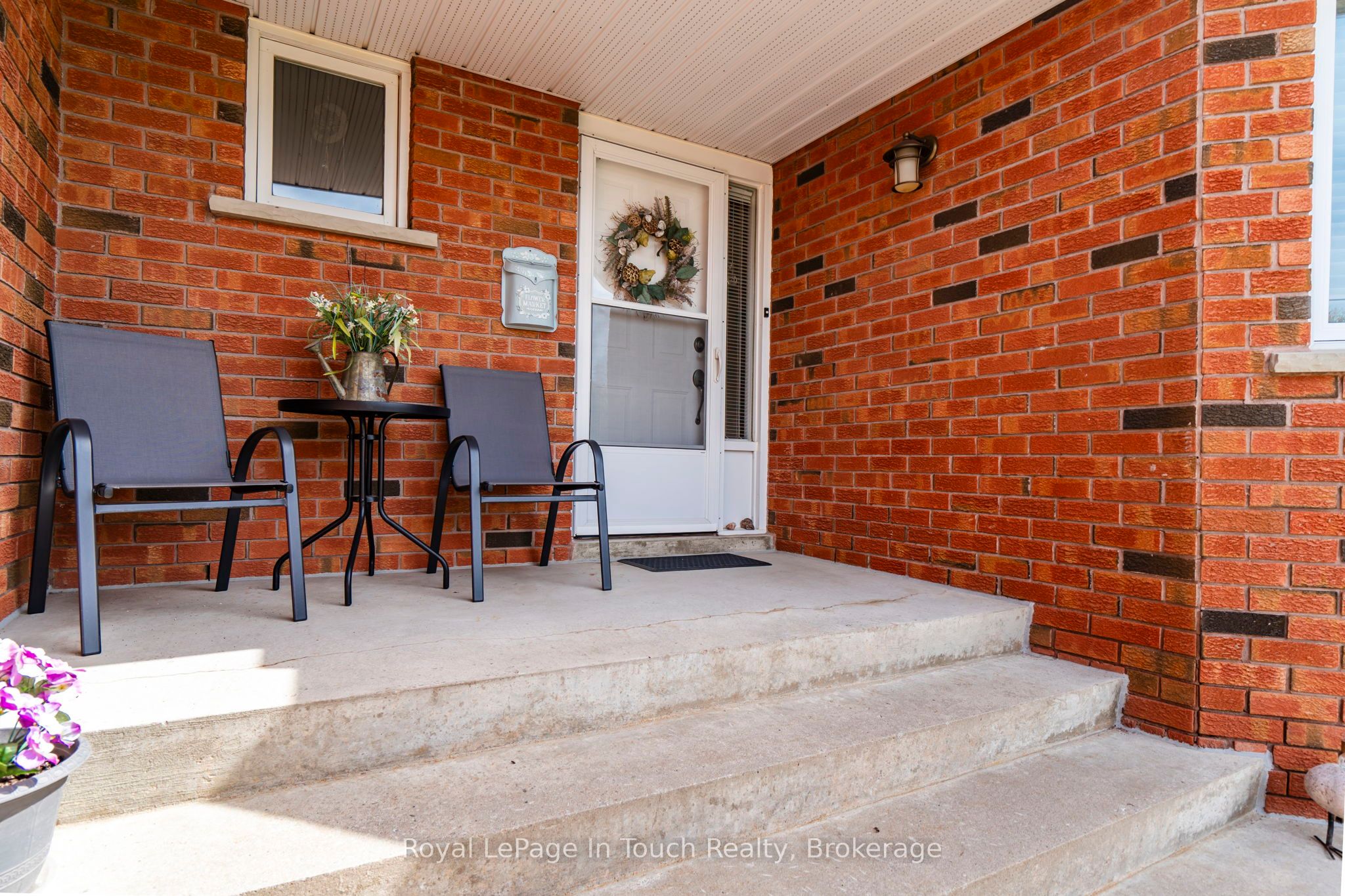 101 Peel Street, Penetanguishene, ON L9M 1C3 photo 4