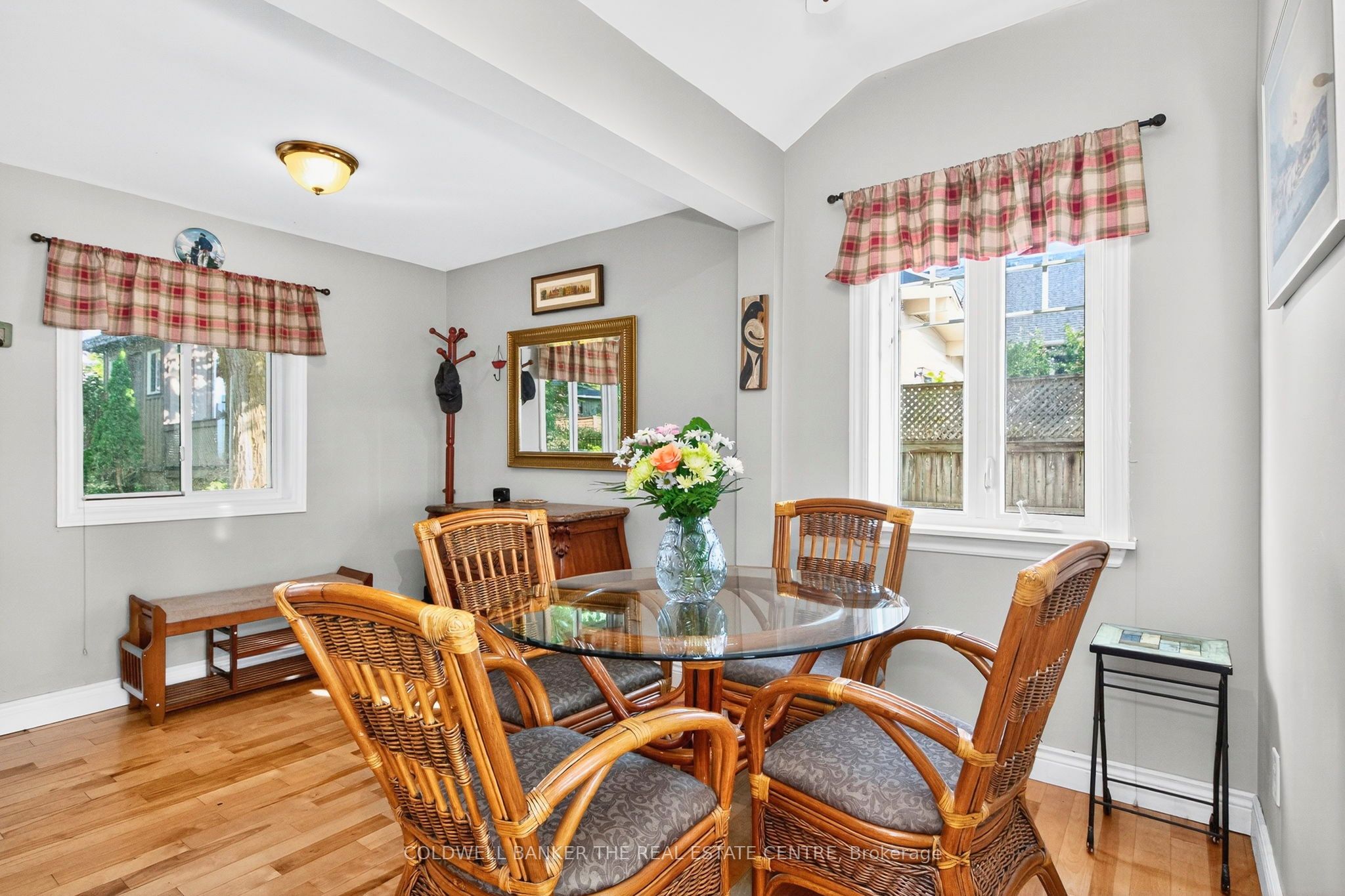 115 Lakeshore Road W, Oro-Medonte, ON L0L 2E0 photo 5