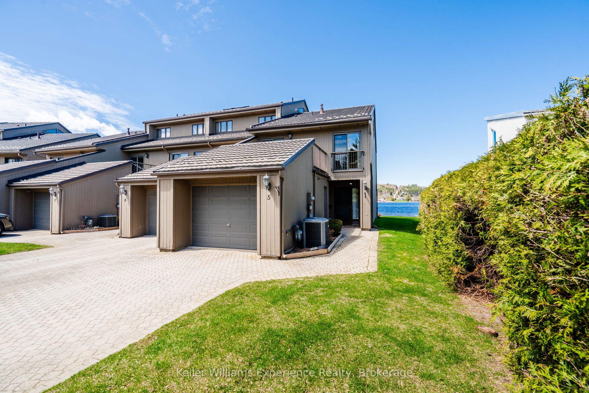 8 Beck Boulevard 5, Penetanguishene, ON L9M 1C3 photo 4