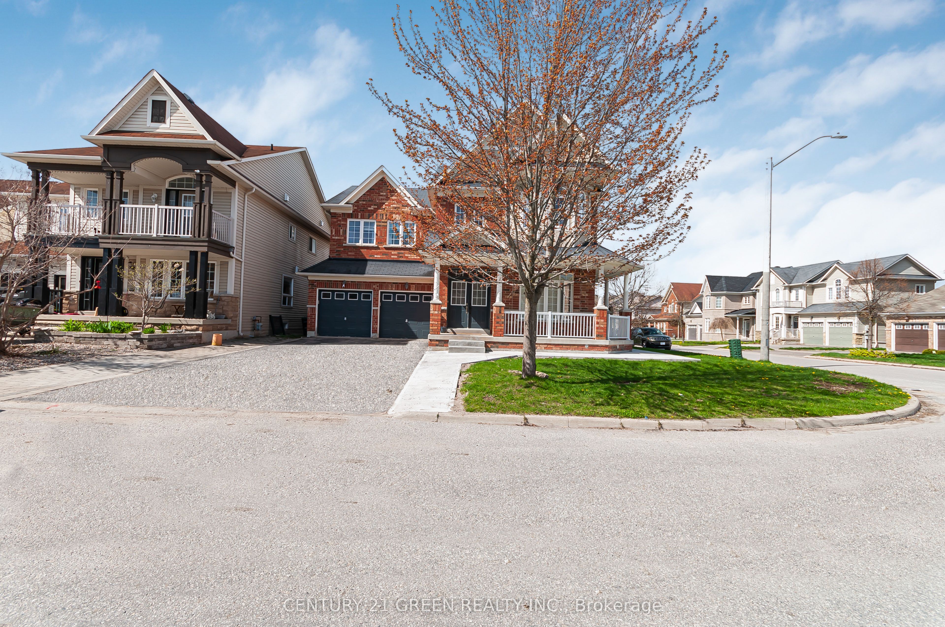 83 Diana Way, Barrie, ON L4M 7J1 photo 2