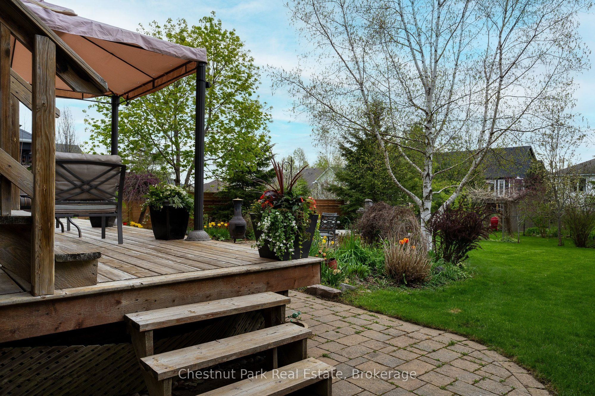 82 Stanley Street, Collingwood, ON L9Y 0G7 photo 3