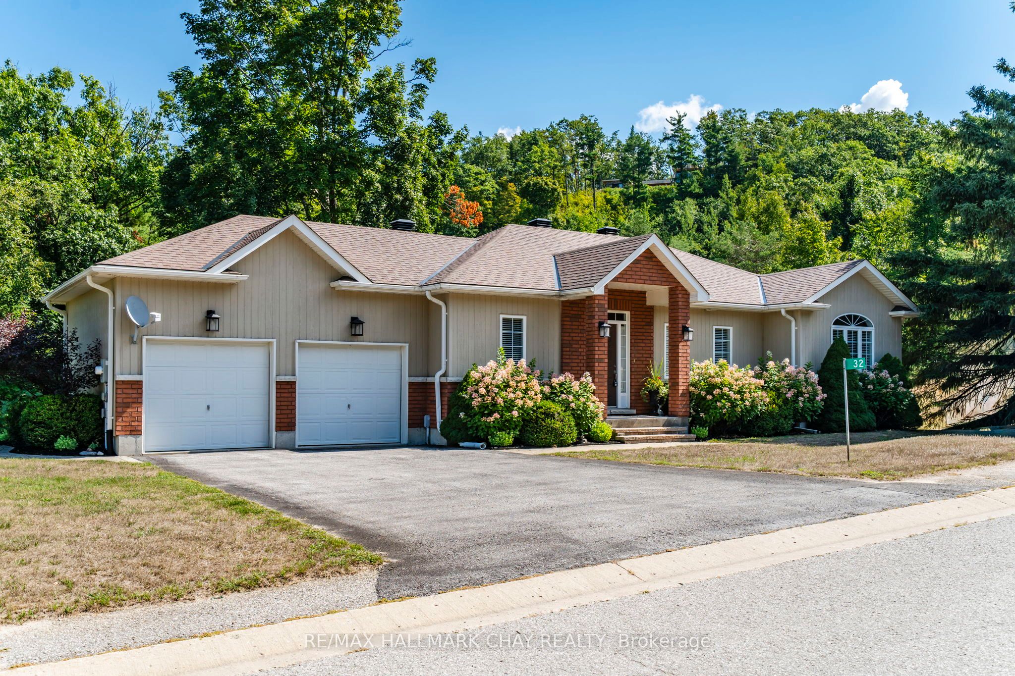 32 Valleycrest Drive, Oro-Medonte, ON L0L 2L0 photo 3
