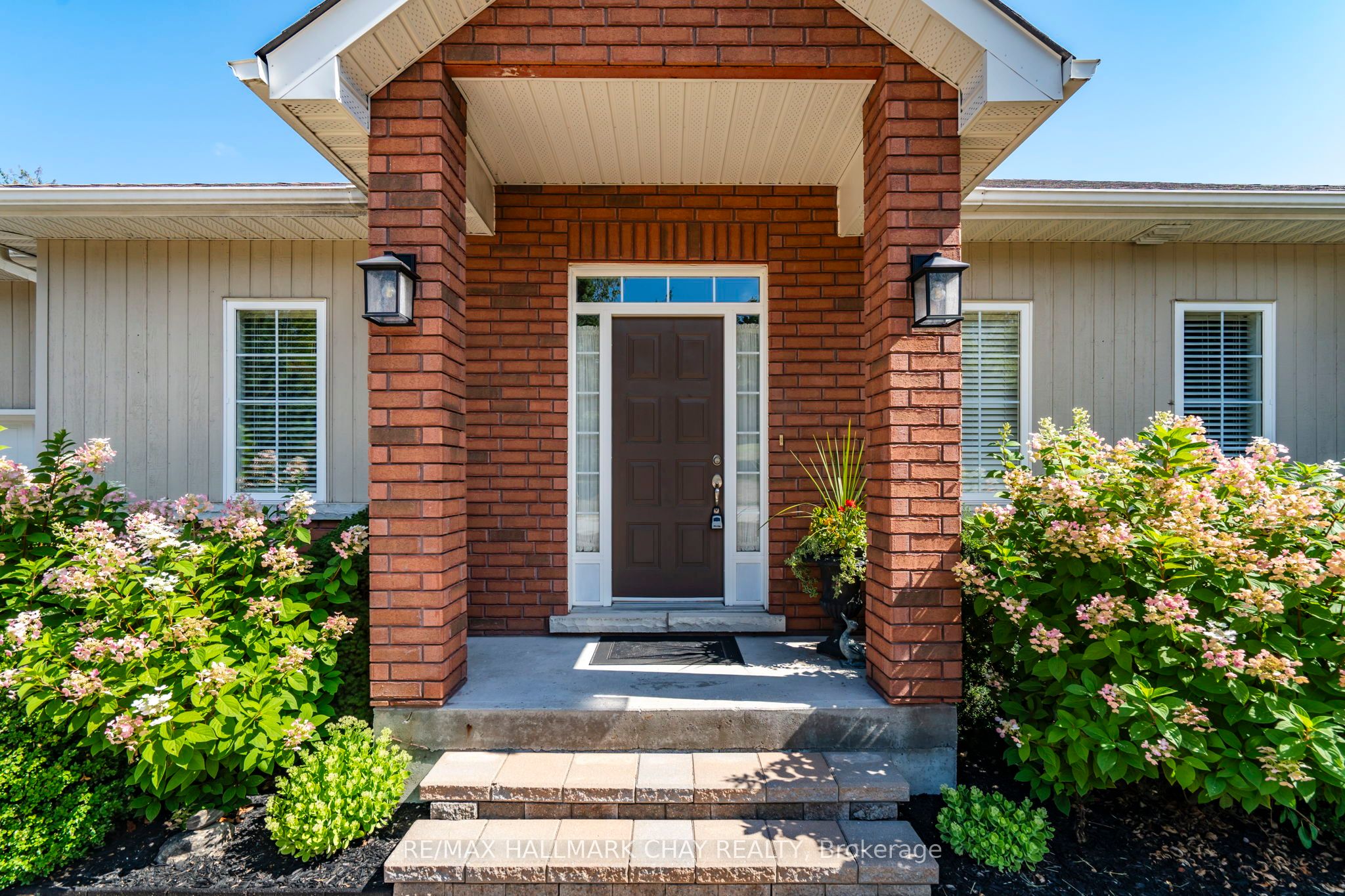 32 Valleycrest Drive, Oro-Medonte, ON L0L 2L0 photo 4
