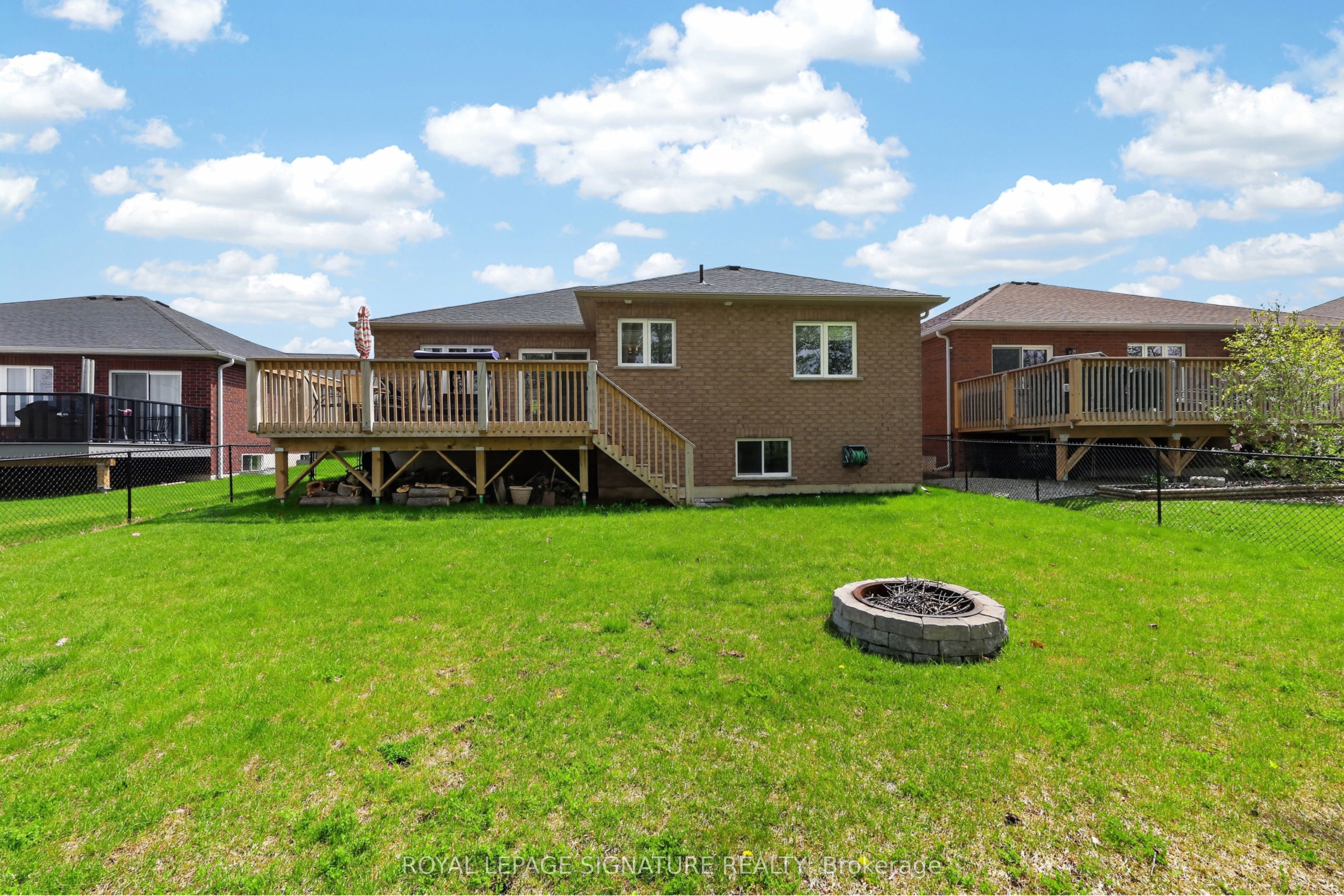 22 Hunter Avenue, Tay, ON L0K 2A0 photo 5