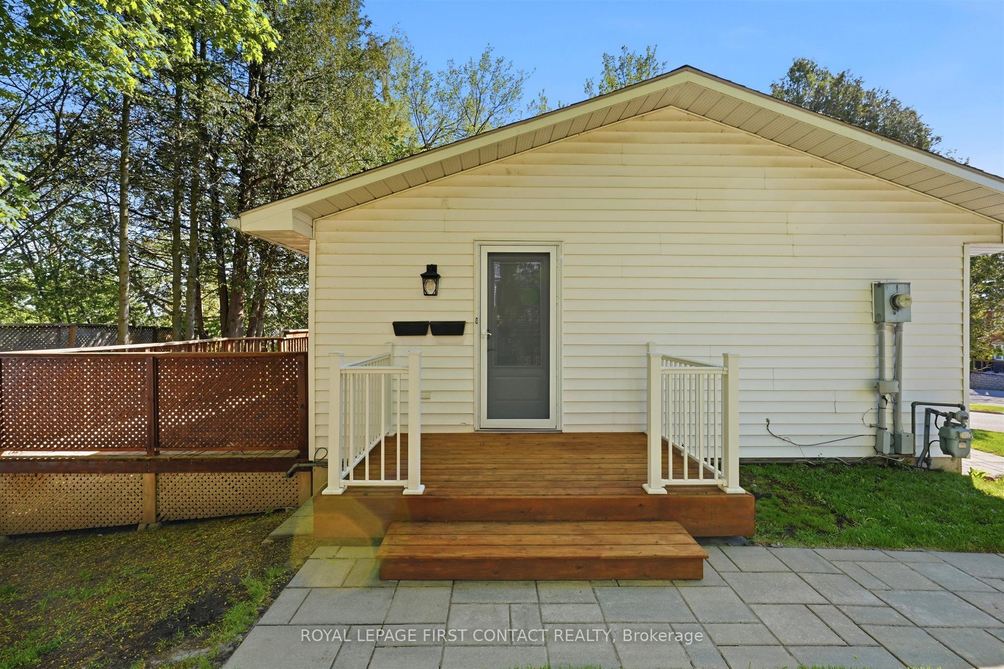 312 Barnett Avenue, Midland, ON L4R 4Z8 photo 3