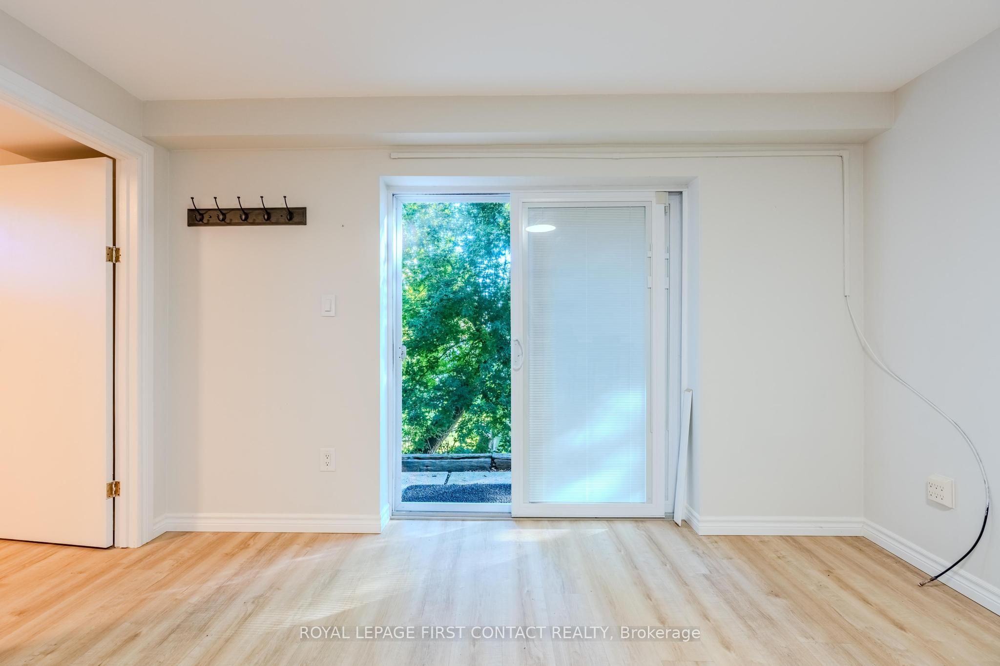 312 Barnett Avenue, Midland, ON L4R 4Z8 photo 4
