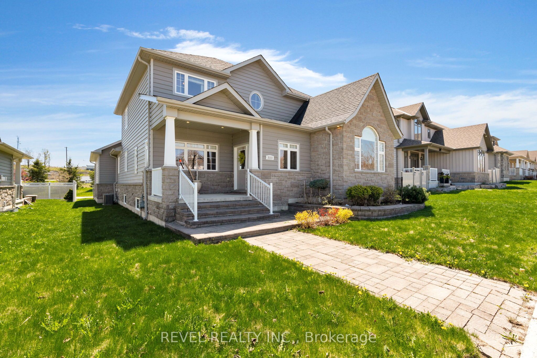 3123 Stone Ridge Boulevard, Orillia, ON L3V 0A2 photo 3
