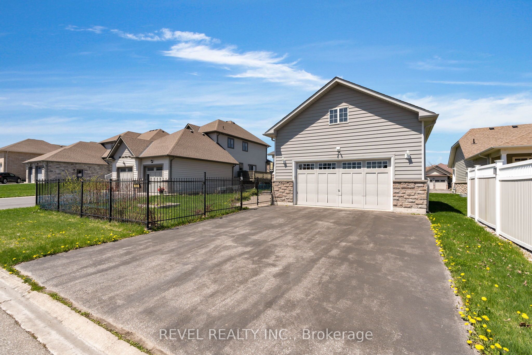 3123 Stone Ridge Boulevard, Orillia, ON L3V 0A2 photo 4
