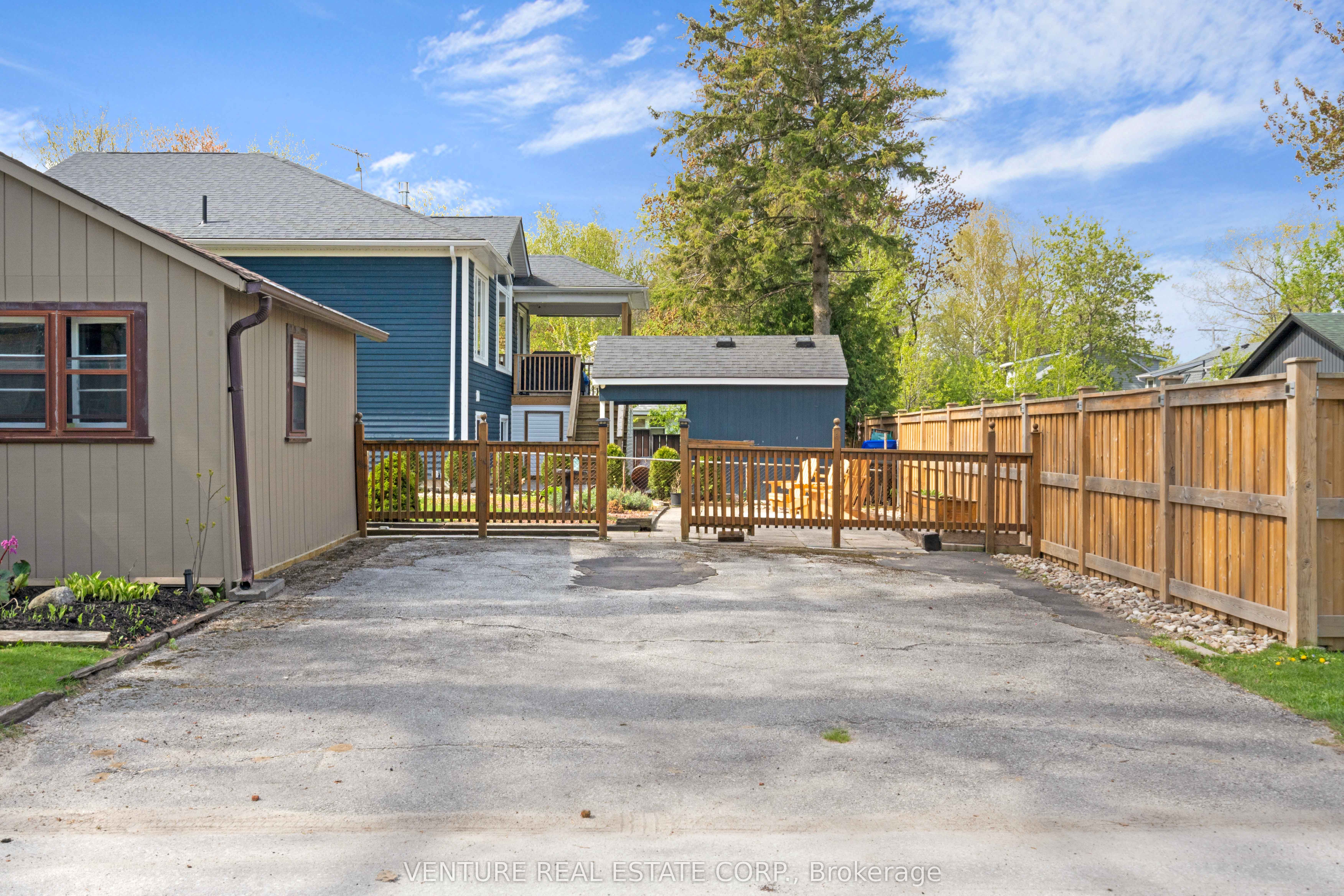50 Forest Avenue, Wasaga Beach, ON L9Z 2K4 photo 4