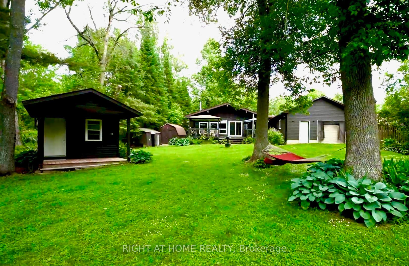5171 Severn Pines Crescent, Severn, ON L0K 2B0