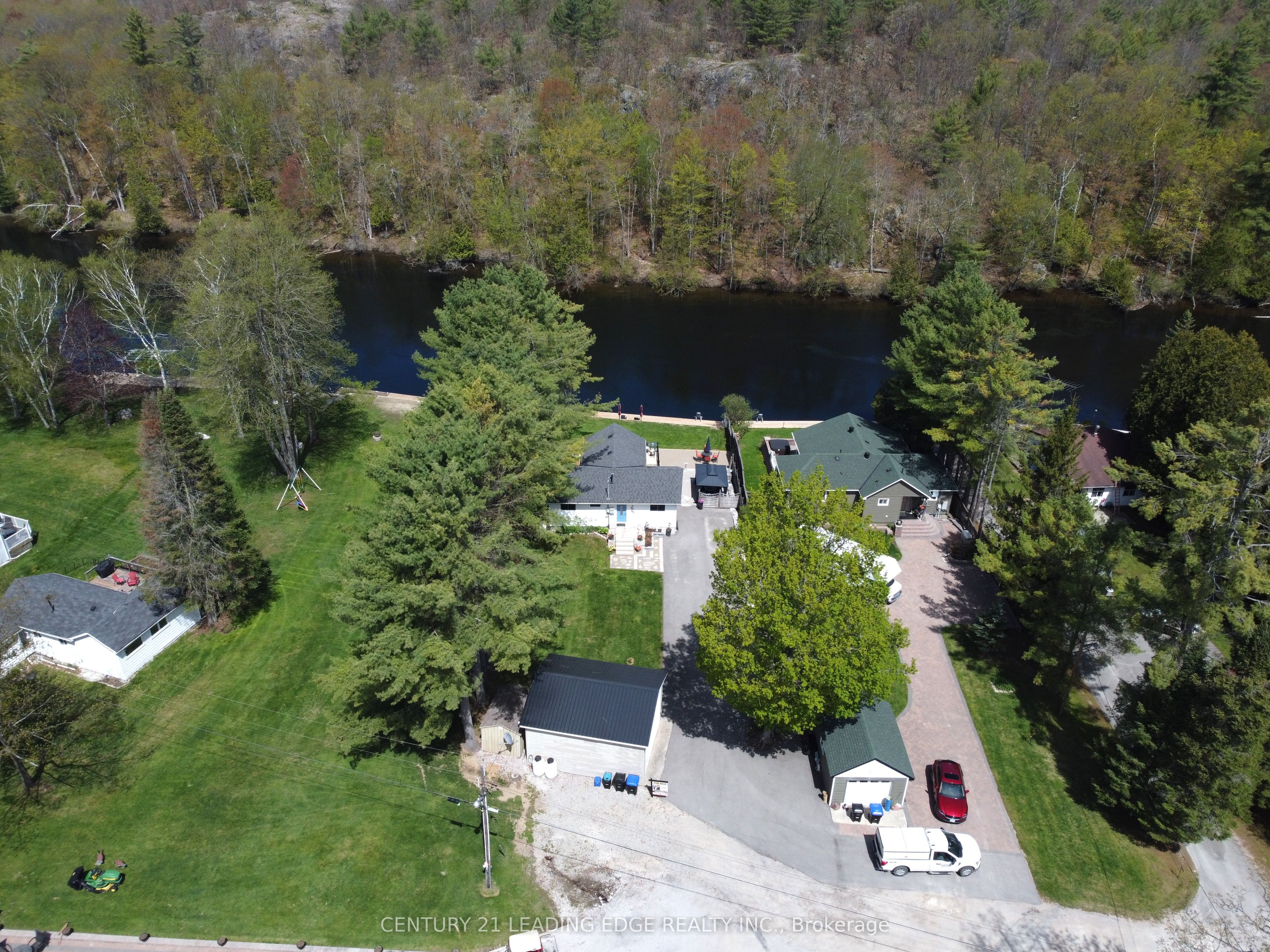2996 Moynes Road, Severn, ON L0K 2B0 photo 3