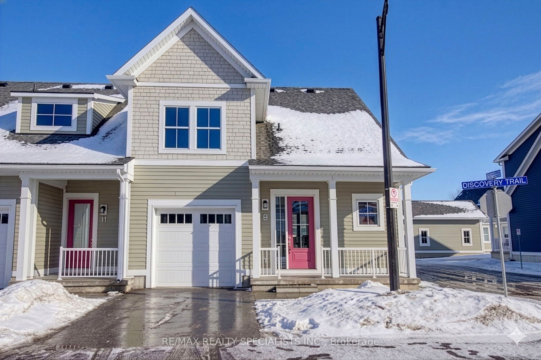 9 Discovery Trail, Midland, ON L4R 0H3