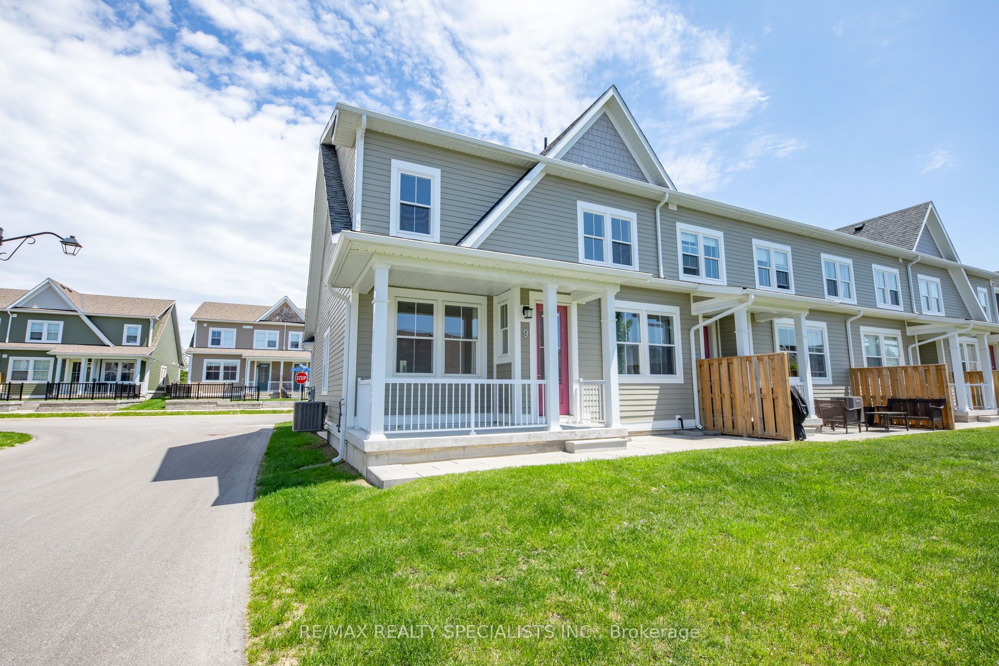9 Discovery Trail, Midland, ON L4R 0H3 photo 4