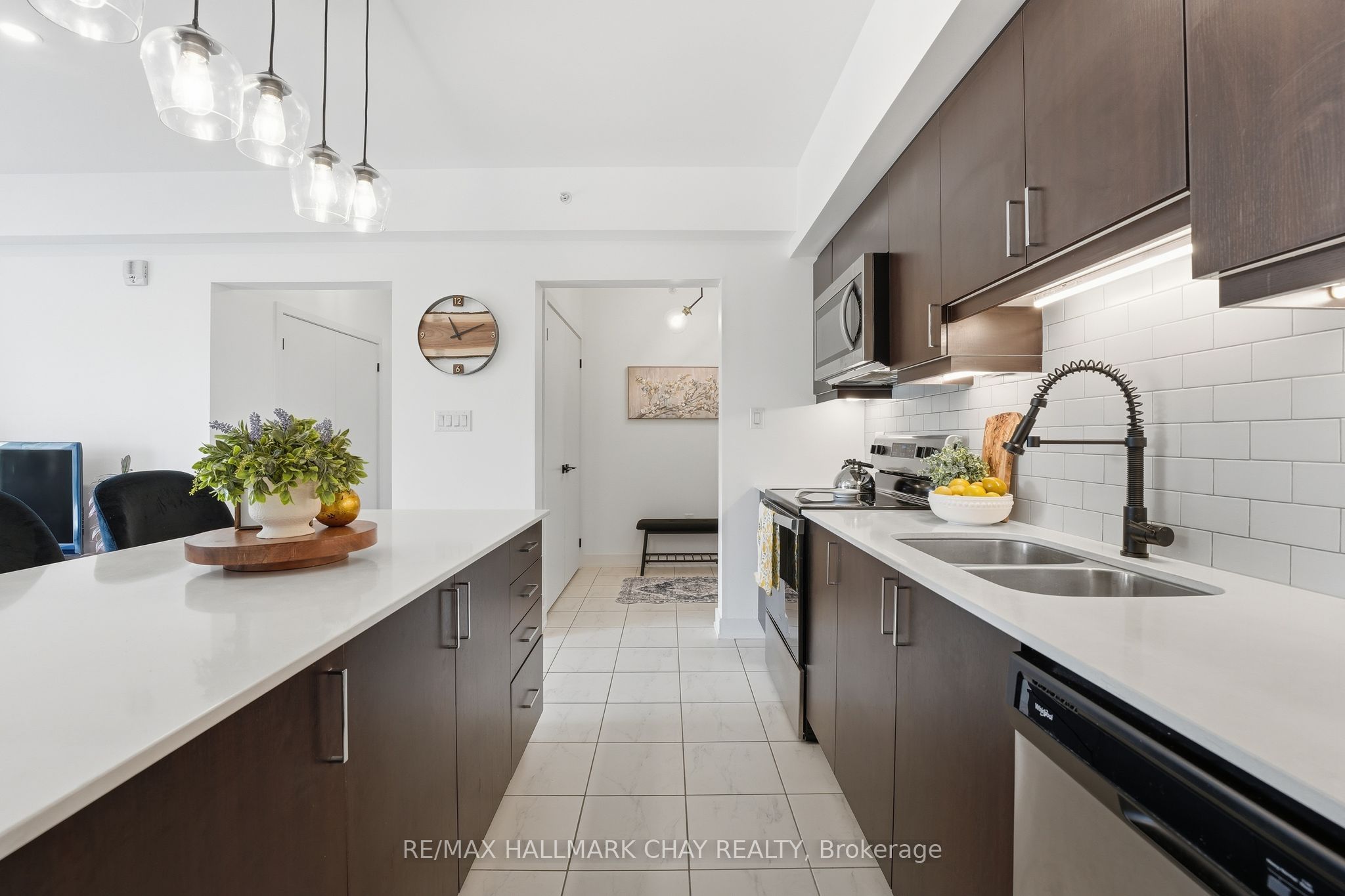 5 Chef Lane 406, Barrie, ON L9J 0J8 photo 2
