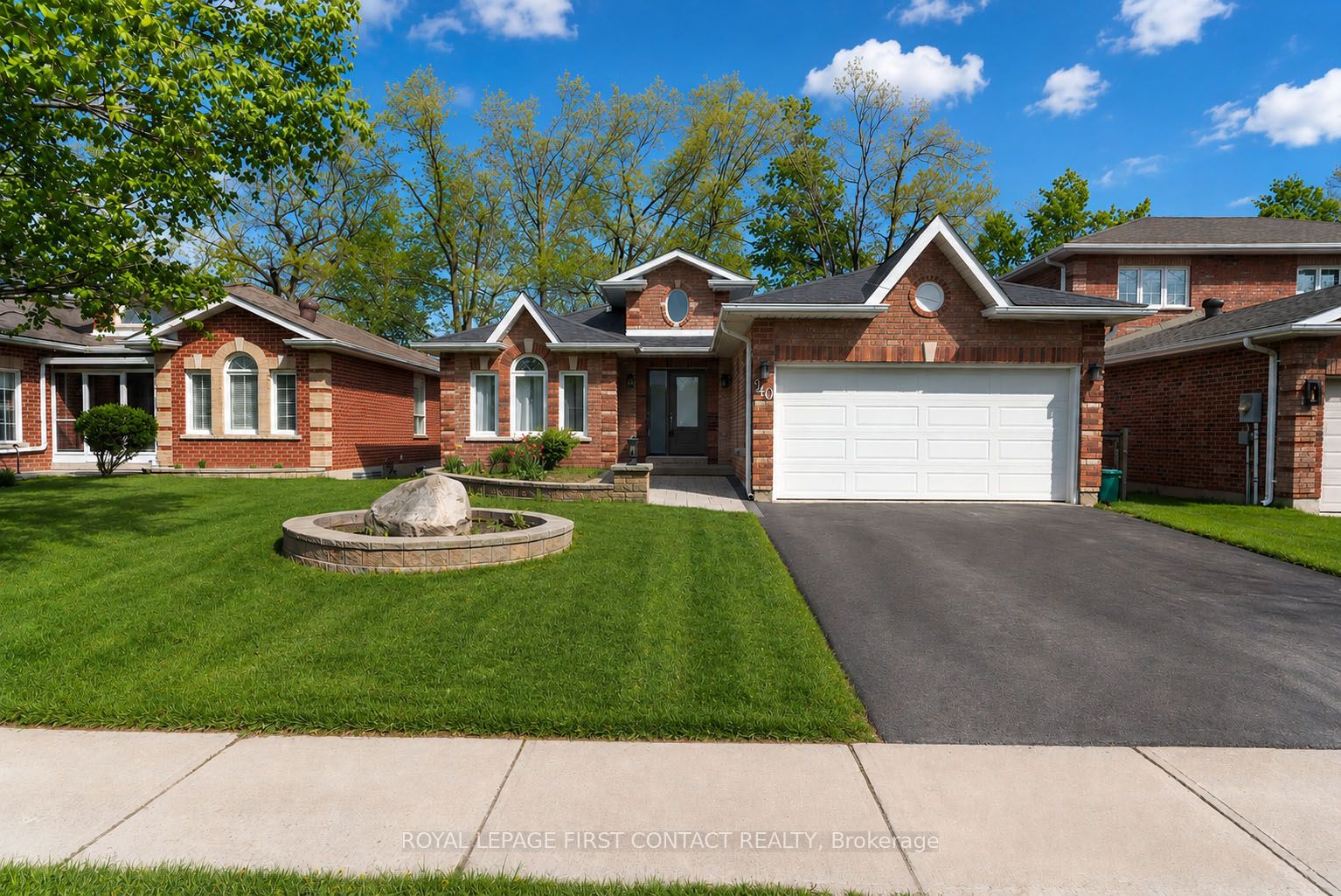 340 Livingstone Street W, Barrie, ON L4N 7C5 photo 2