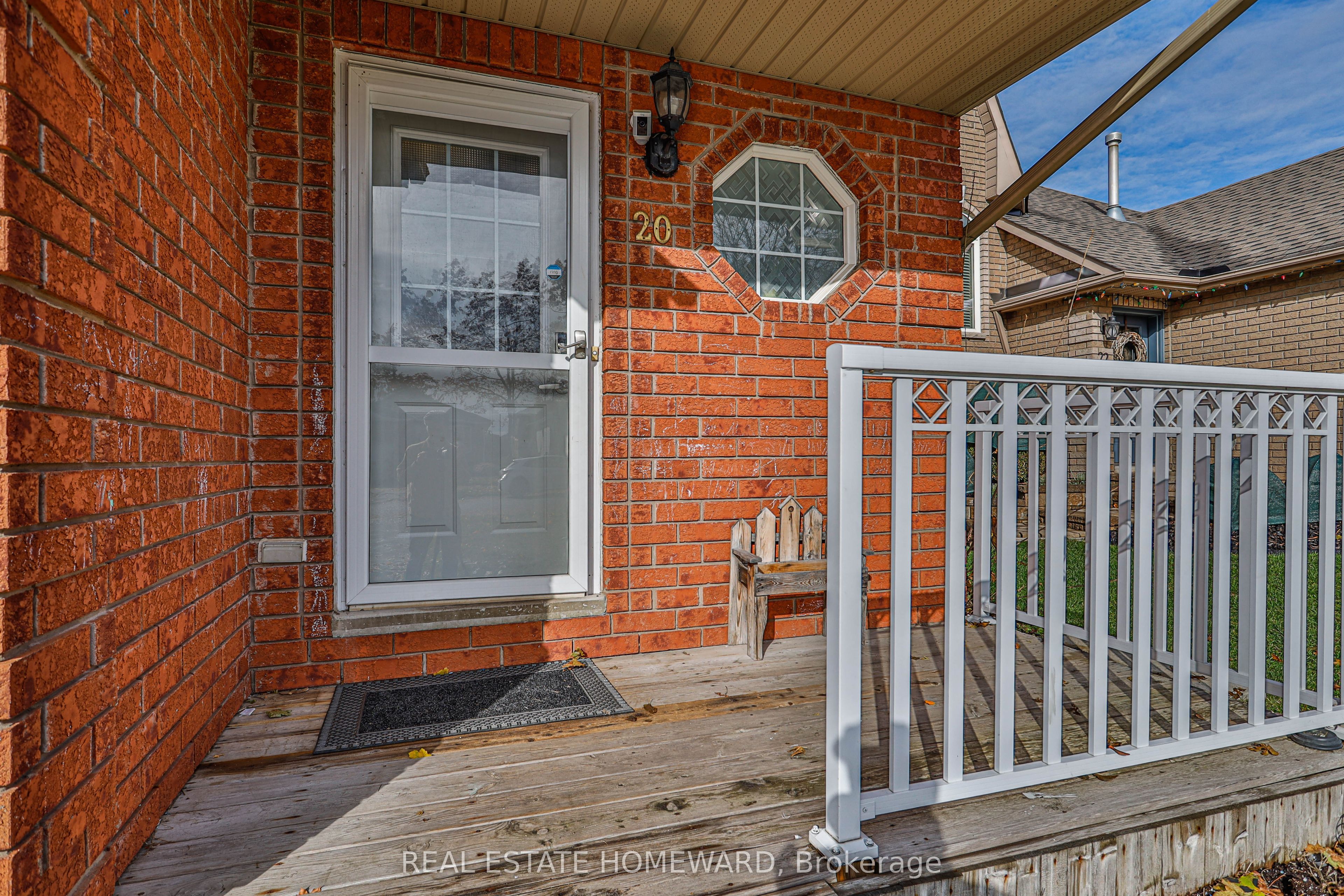 20 MASTERS Drive, Barrie, ON L4M 6W4 photo 3