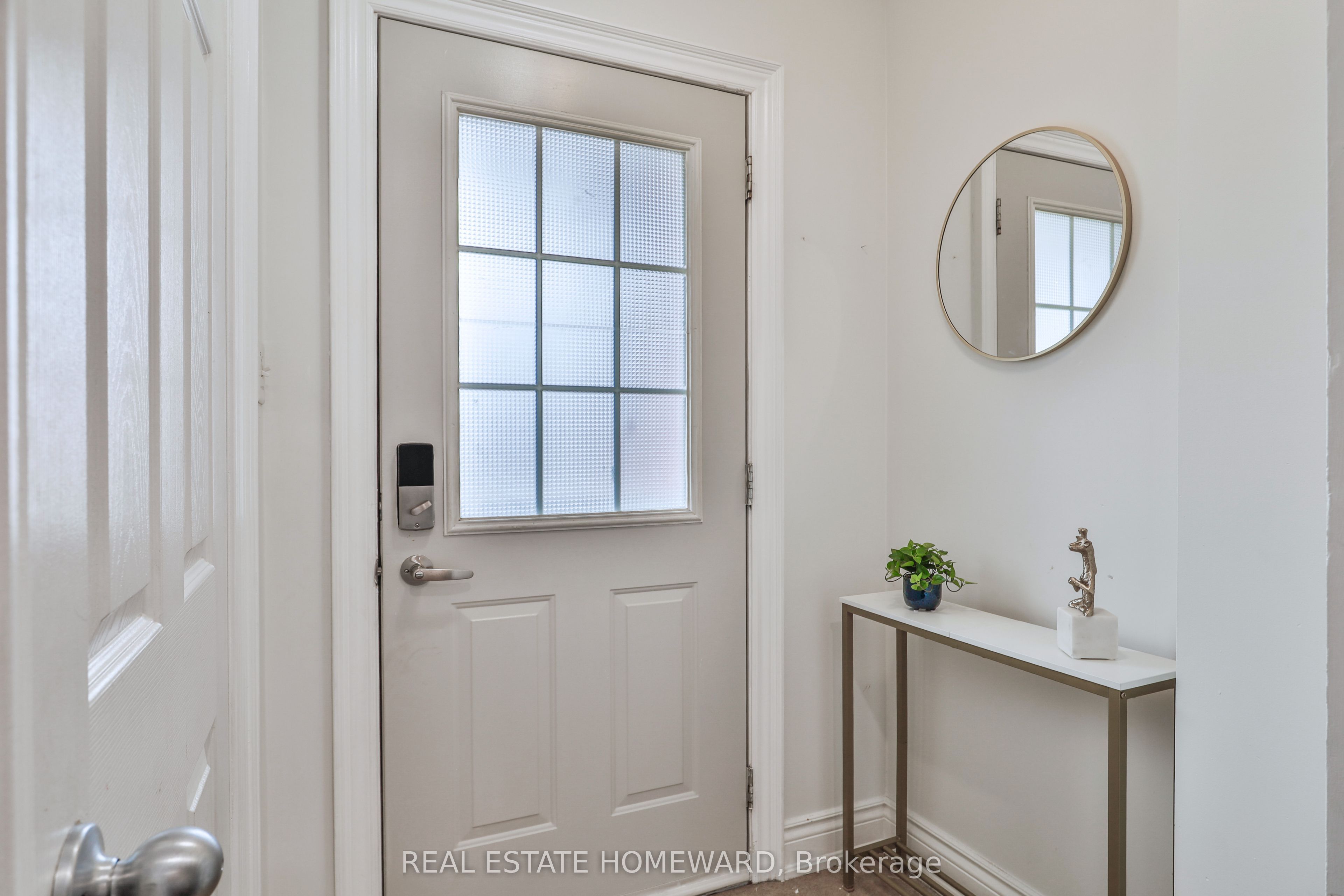 20 MASTERS Drive, Barrie, ON L4M 6W4 photo 4