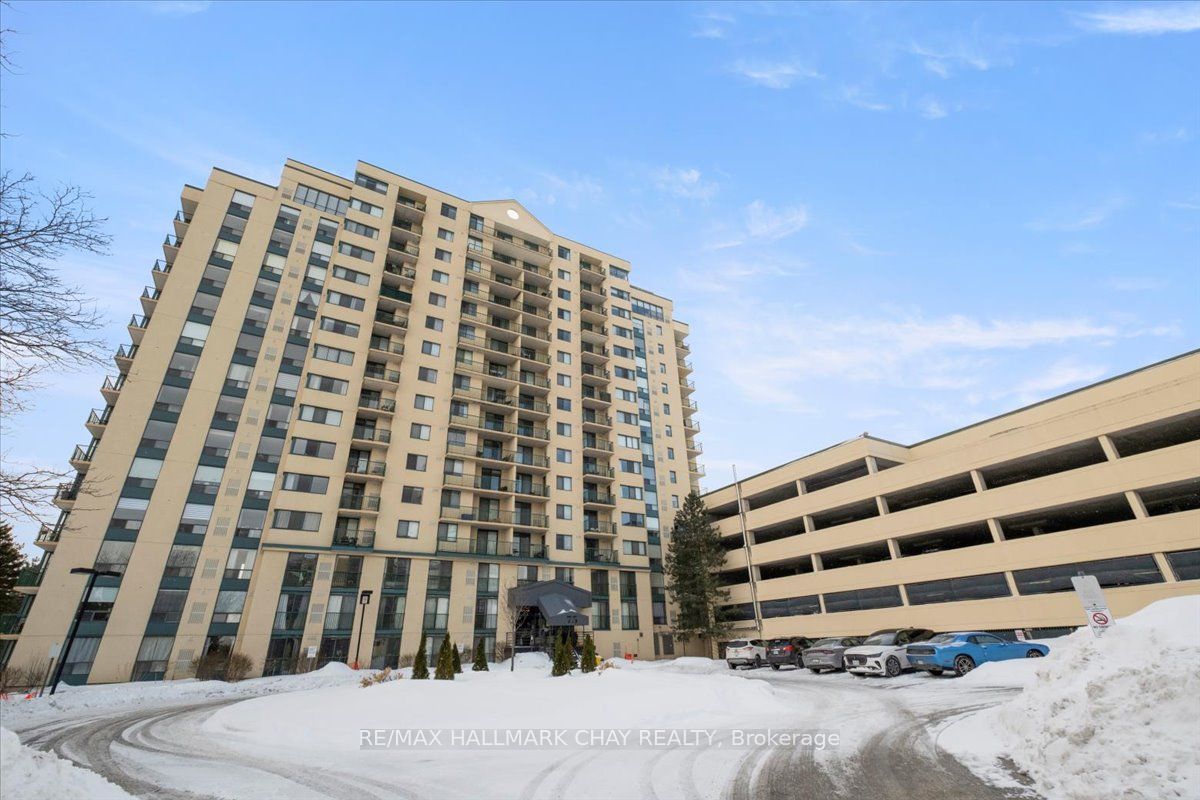 75 Ellen Street 1107, Barrie, ON L4N 7R6 photo 3