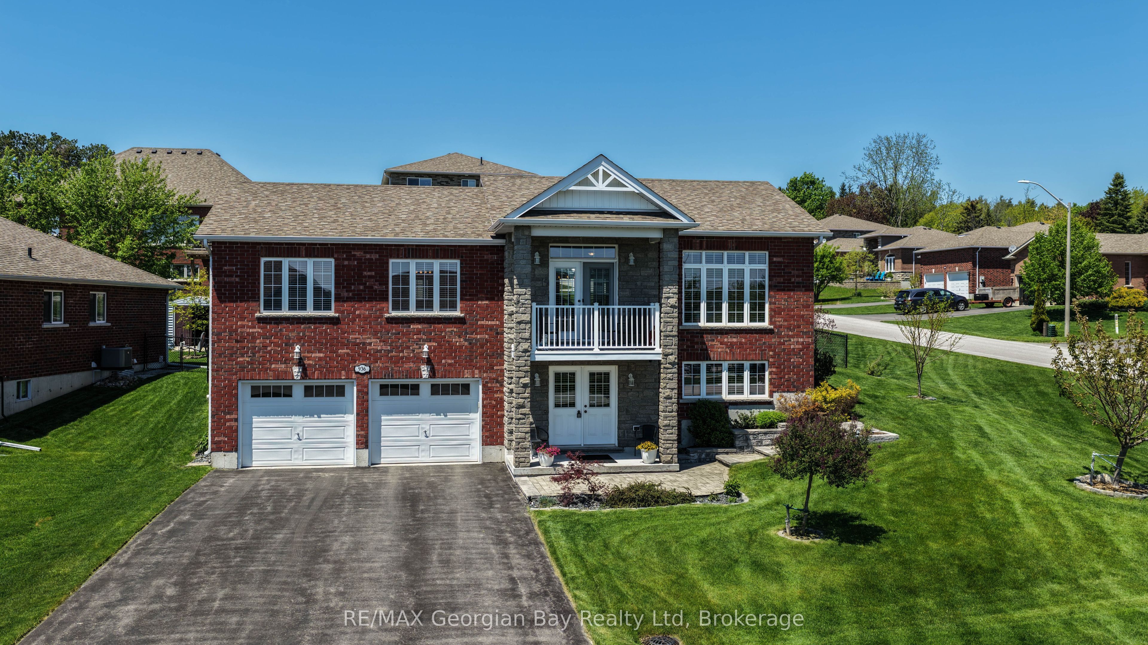 936 Jordeli Lane, Midland, ON L4R 0A6
