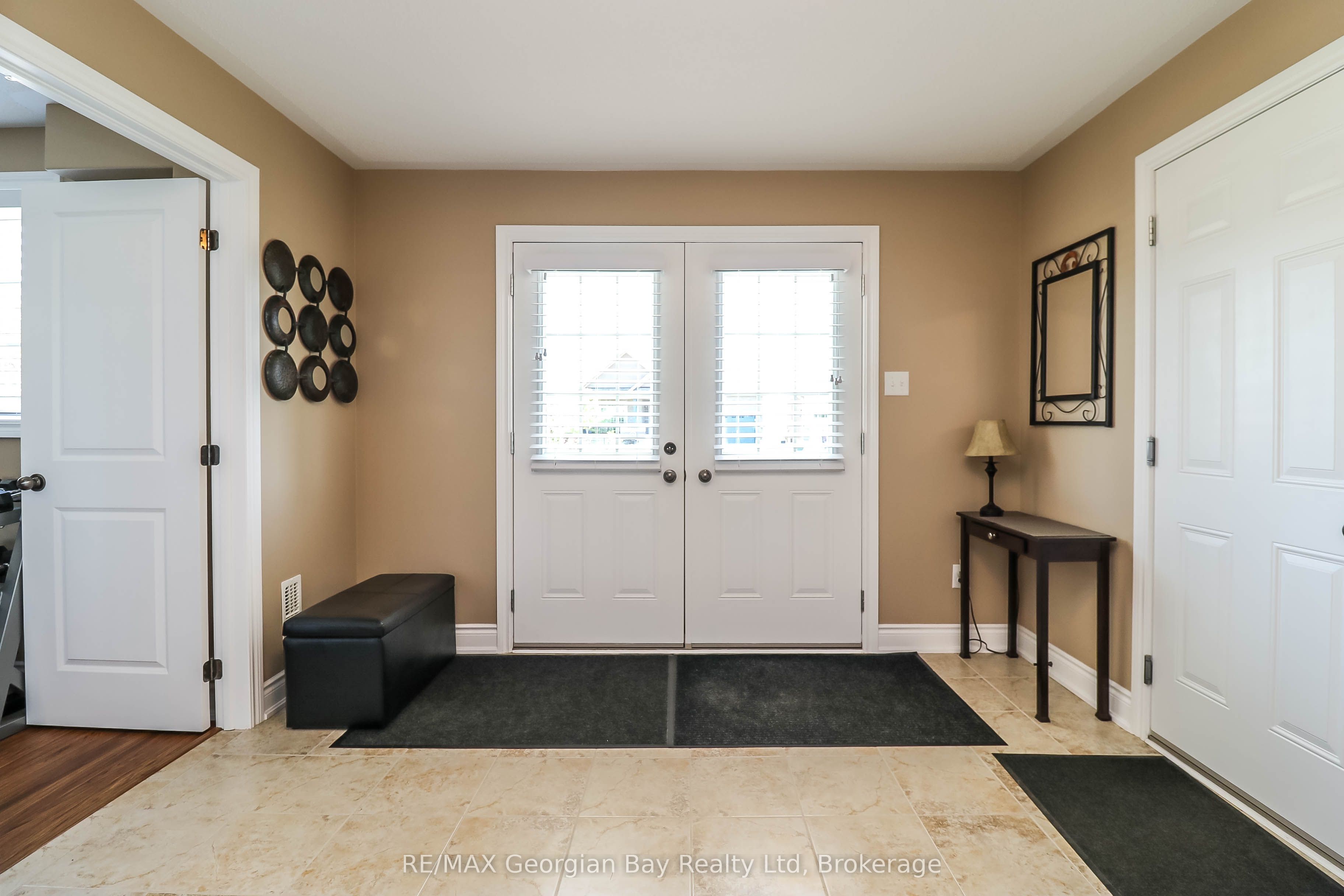 936 Jordeli Lane, Midland, ON L4R 0A6 photo 4