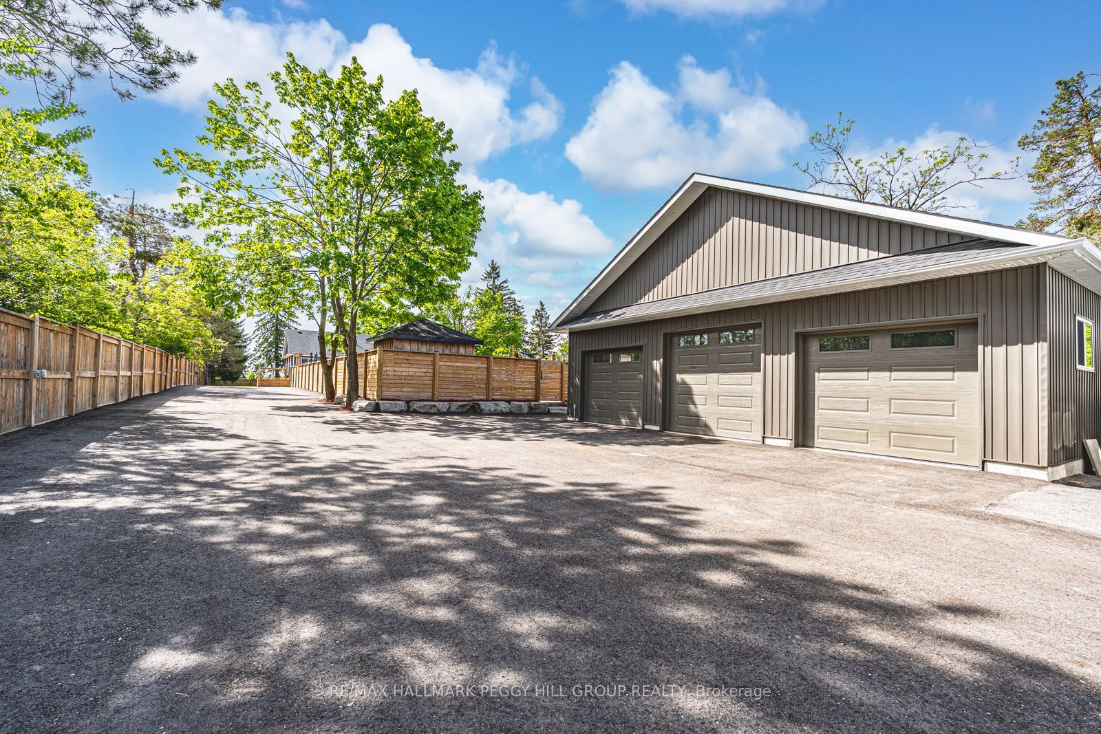 2484 Highway 11 S, Oro-Medonte, ON L0L 2E0 photo 2