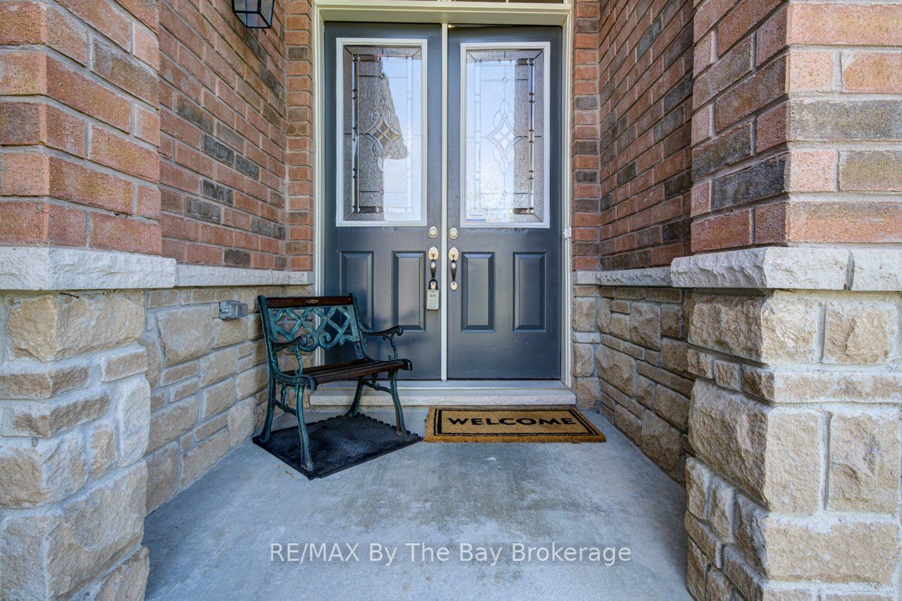 100 ALLEGRA Drive, Wasaga Beach, ON L9Z 1P2 photo 5