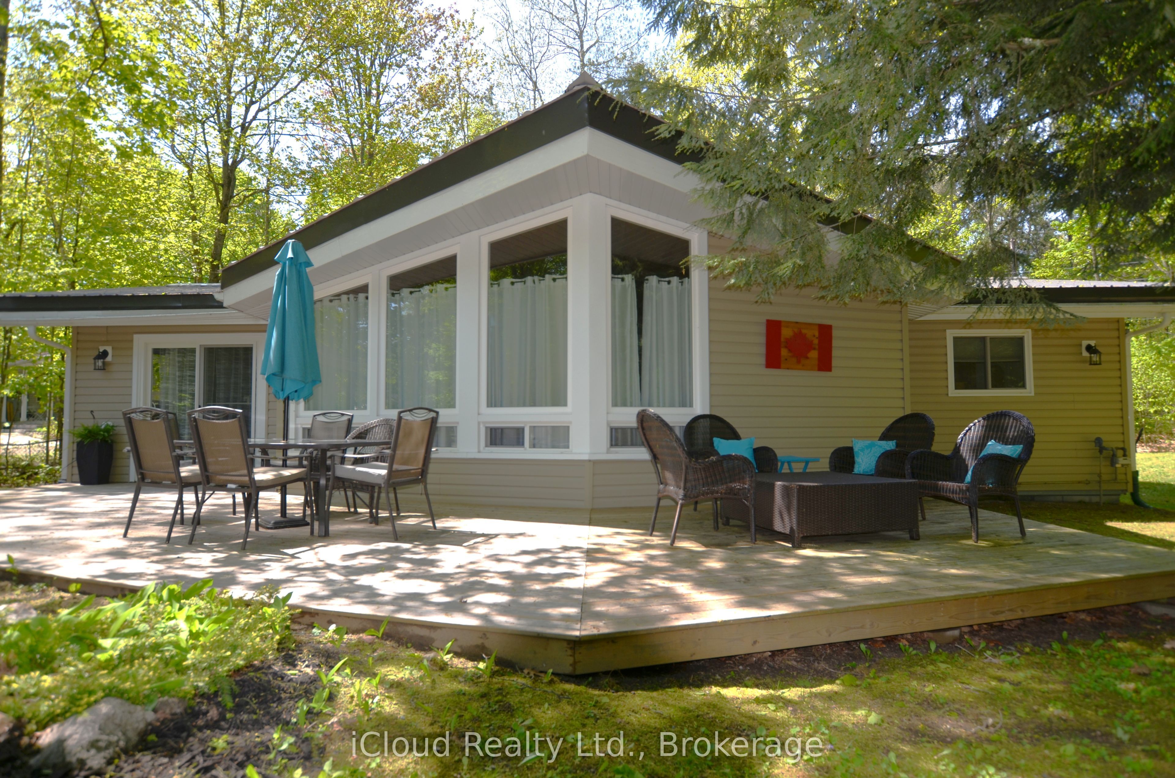 20 Roberval Circle, Tiny, ON L9M 0E1 photo 2