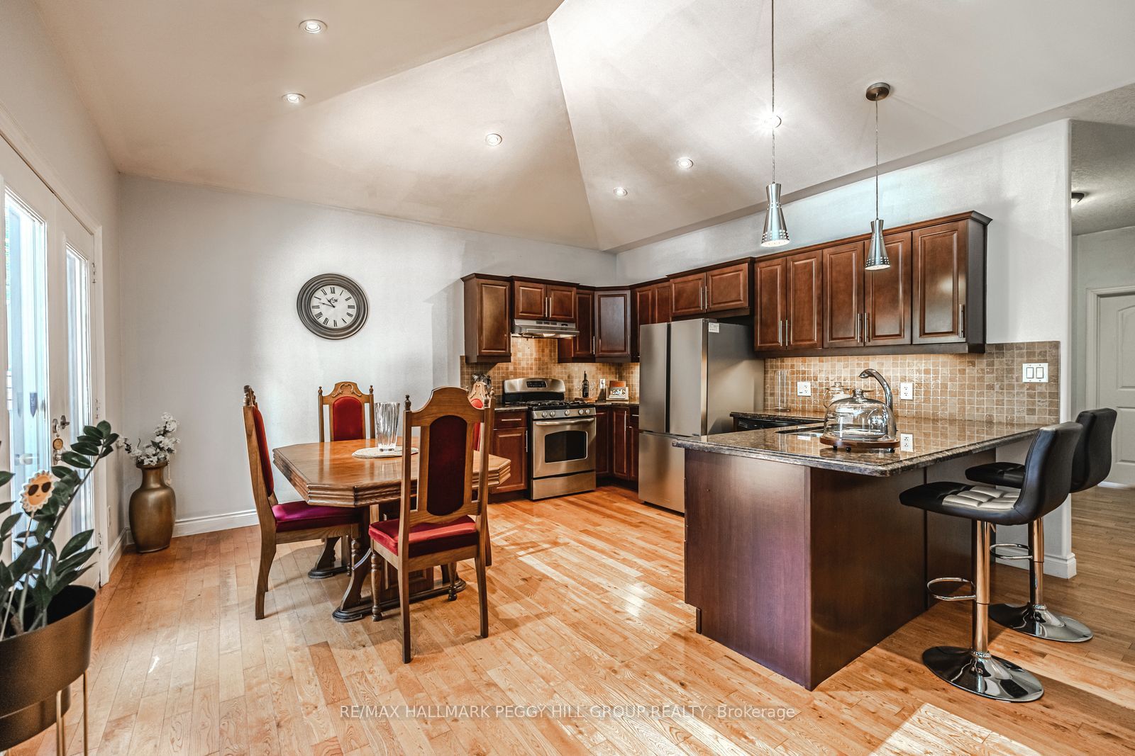122 Trout Lane, Tiny, ON L9M 0J1 photo 5
