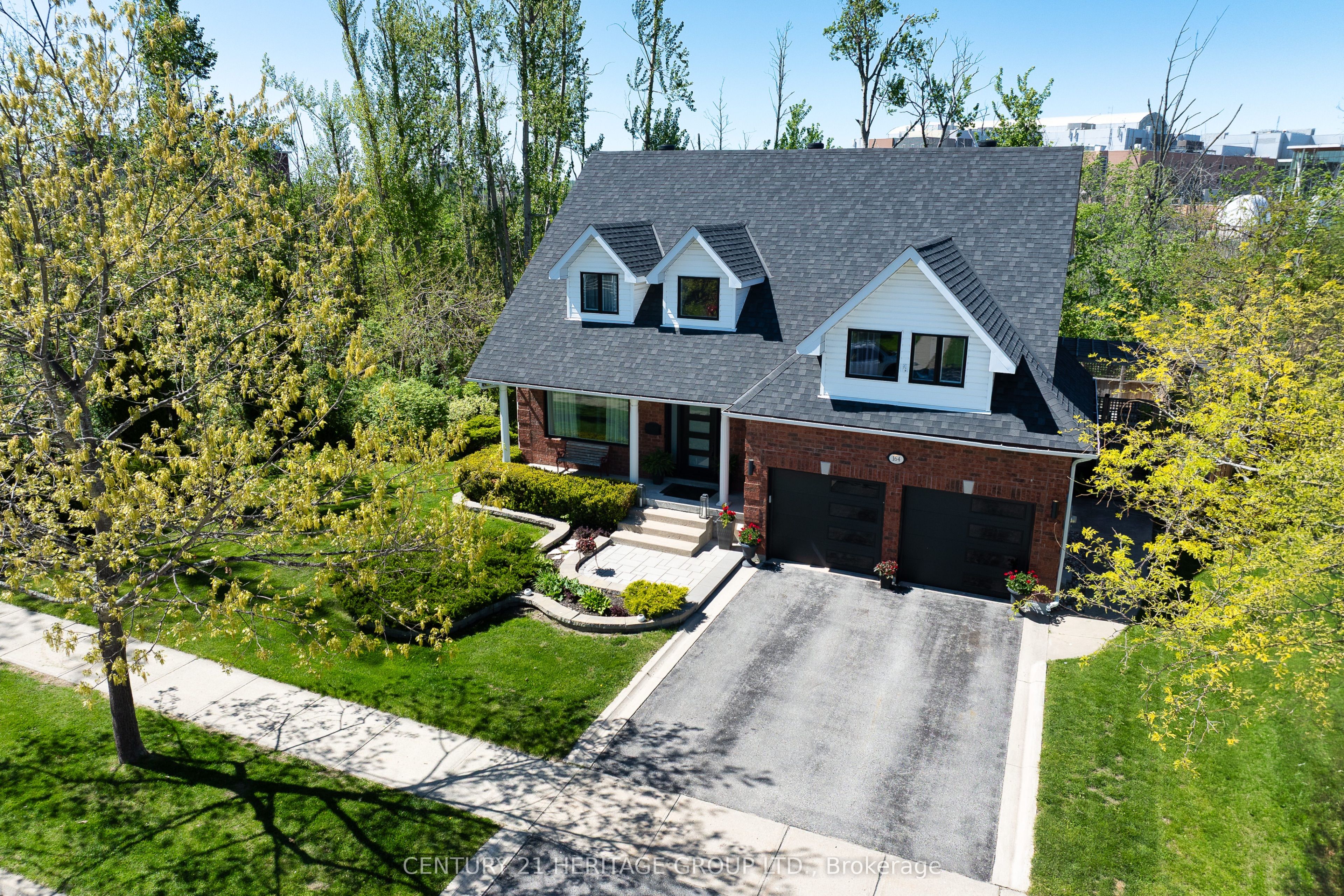 164 Cheltenham Road, Barrie, ON L4M 6S5 photo 2