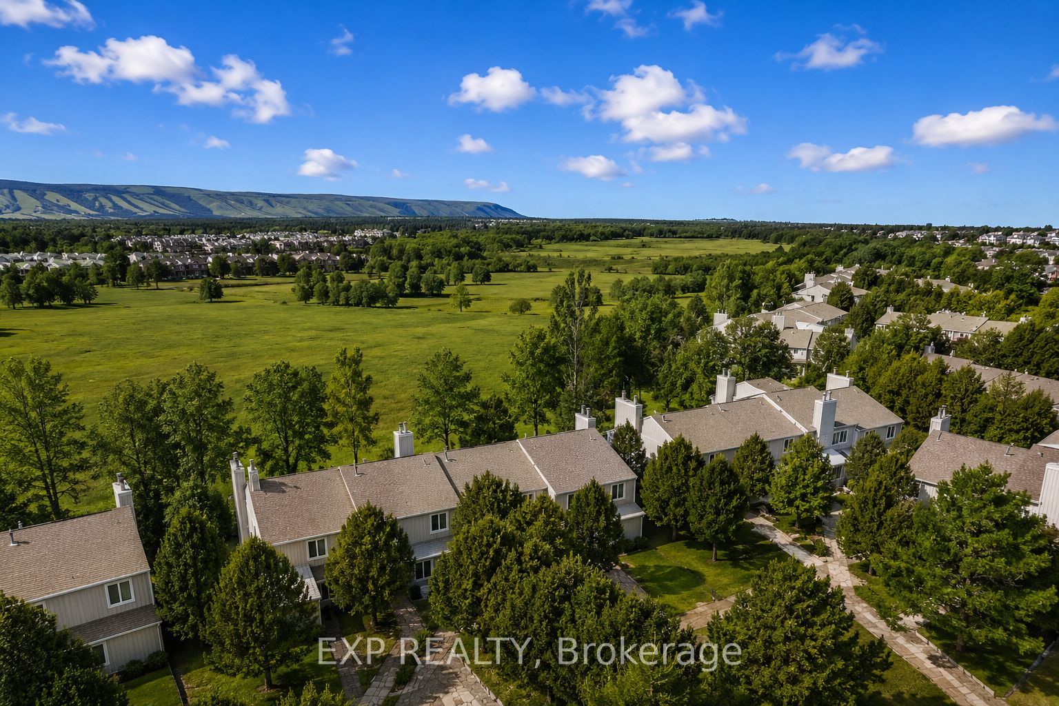 576 Oxbow Crescent 16, Collingwood, ON L9Y 5B4 photo 4