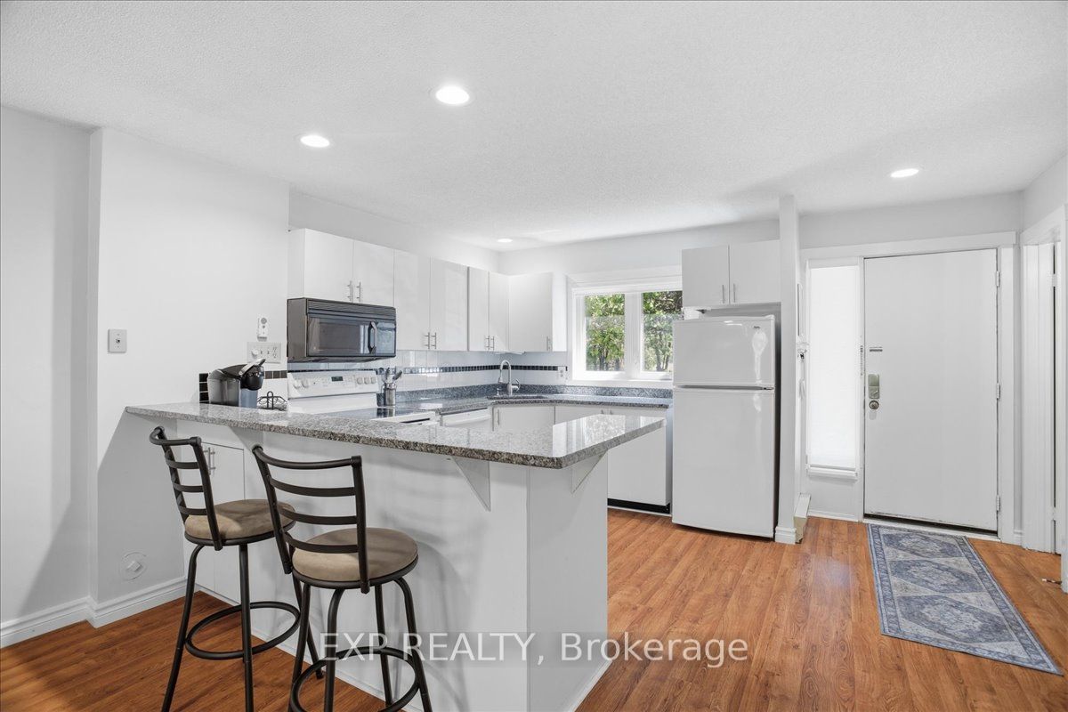 576 Oxbow Crescent 16, Collingwood, ON L9Y 5B4 photo 5