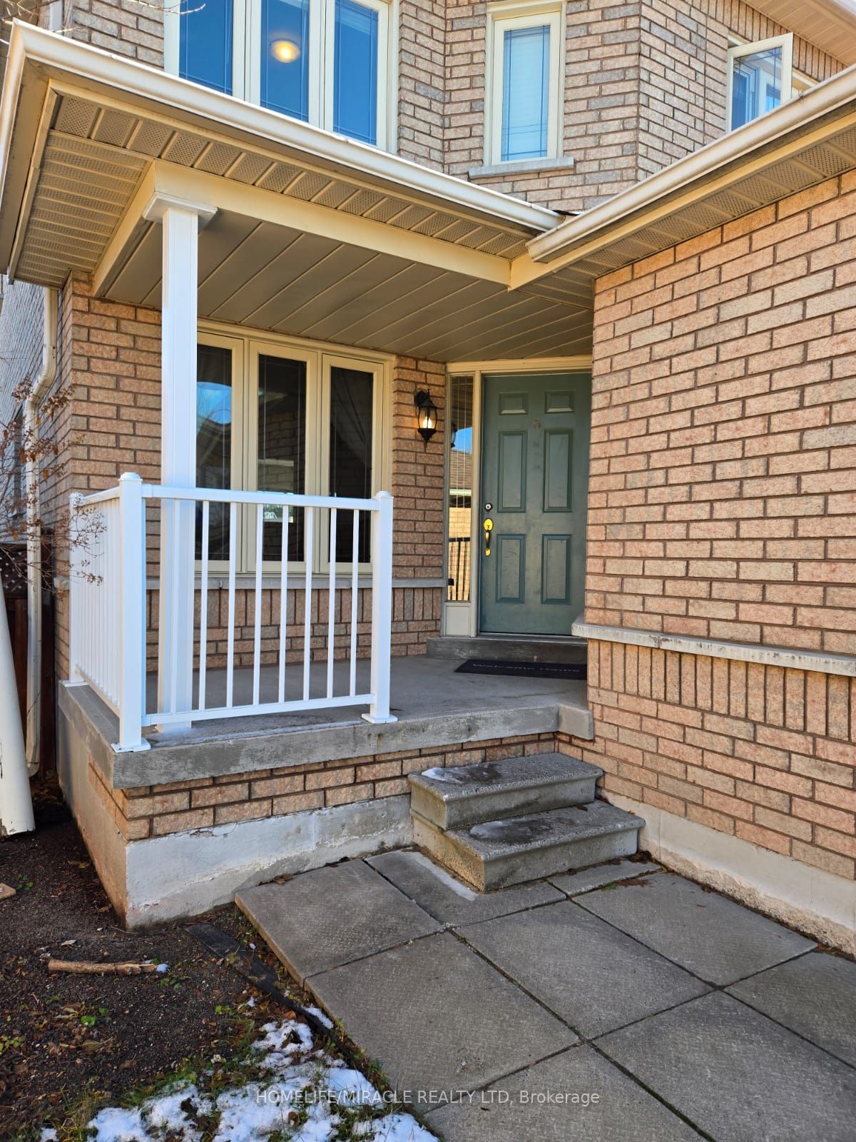 29 Nicholson Drive, Barrie, ON L4N 8L7 photo 3