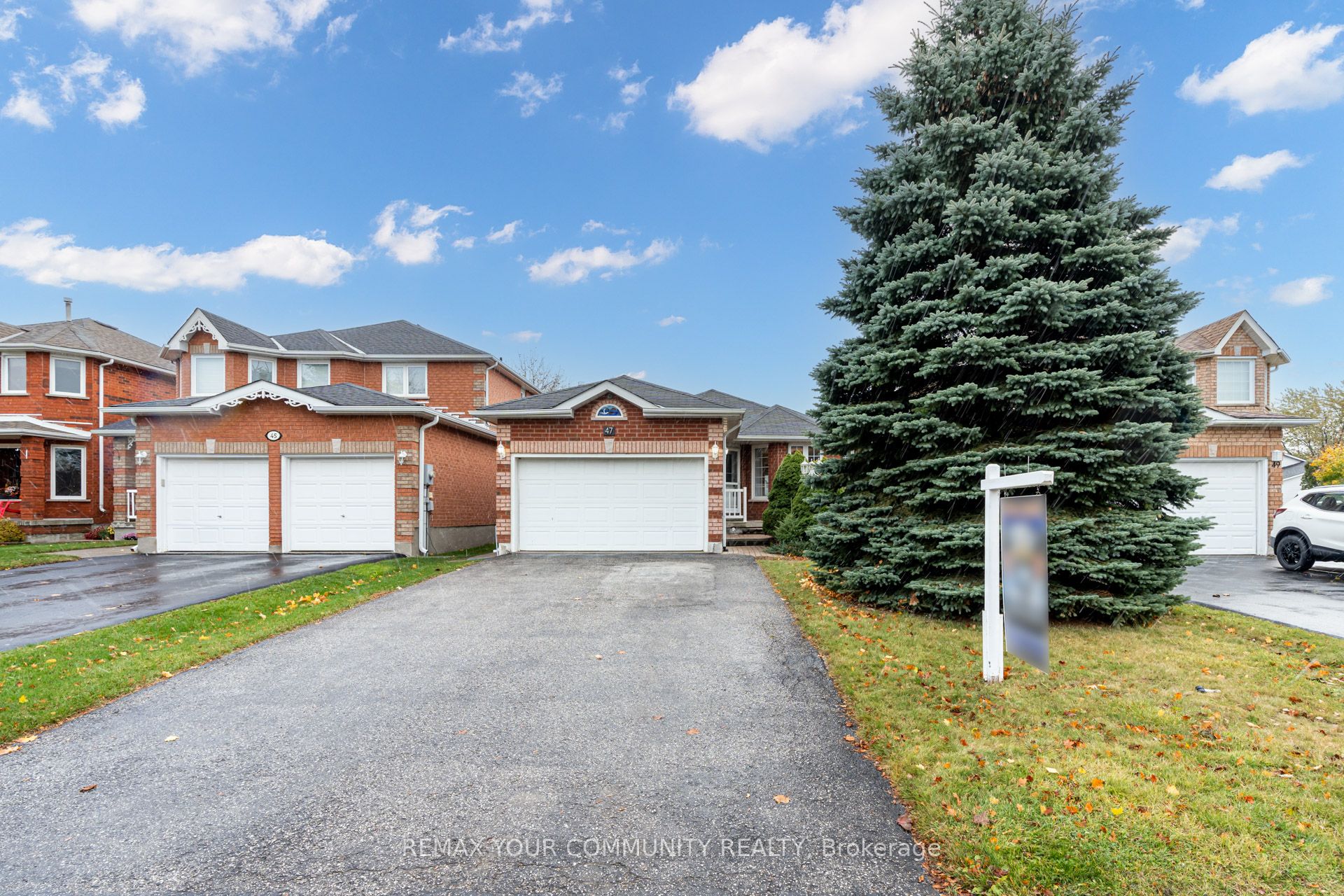 47 Mcveigh Drive, Barrie, ON L4N 7E4 photo 2