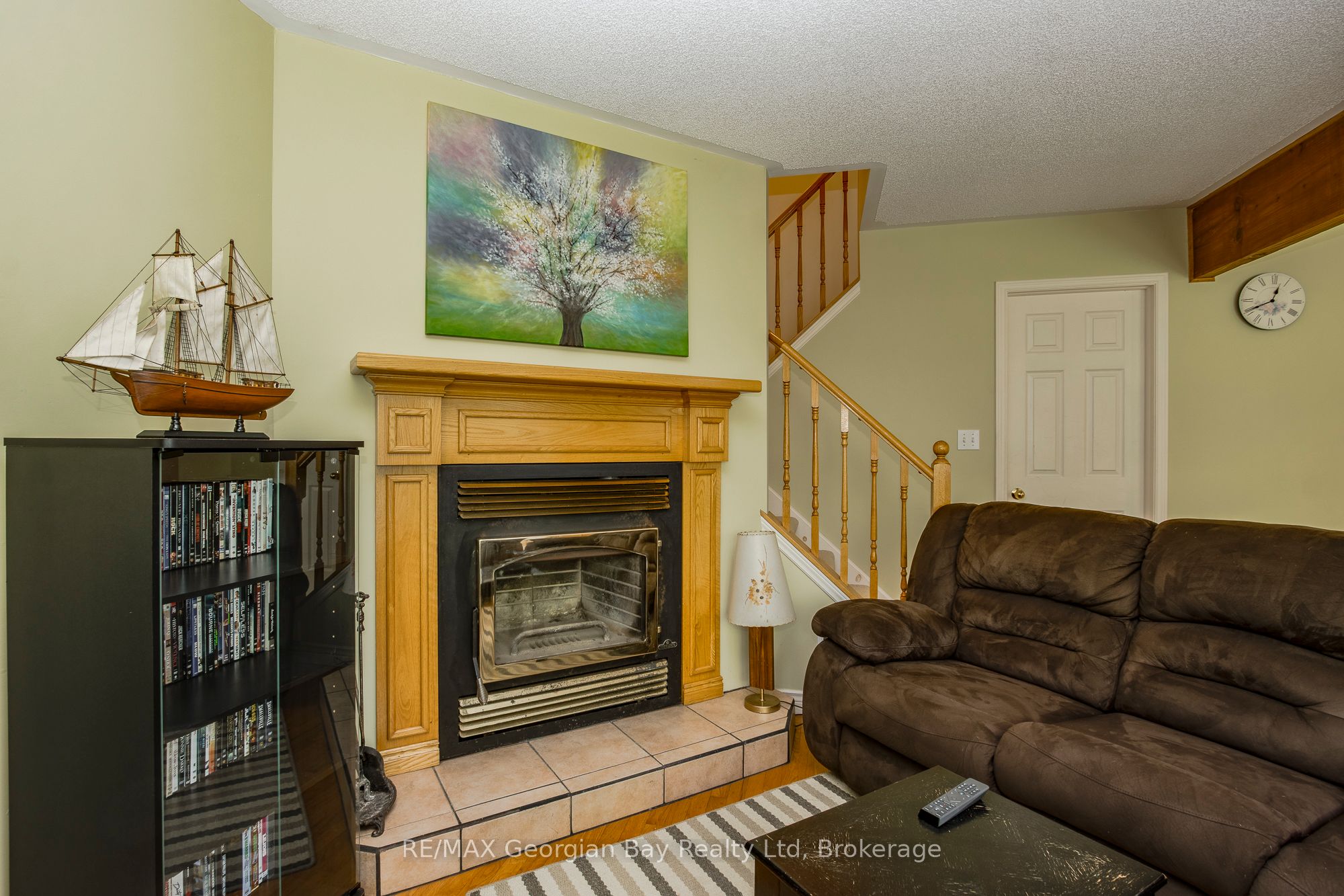 2 Ridout Court, Tiny, ON L0L 2J0 photo 4