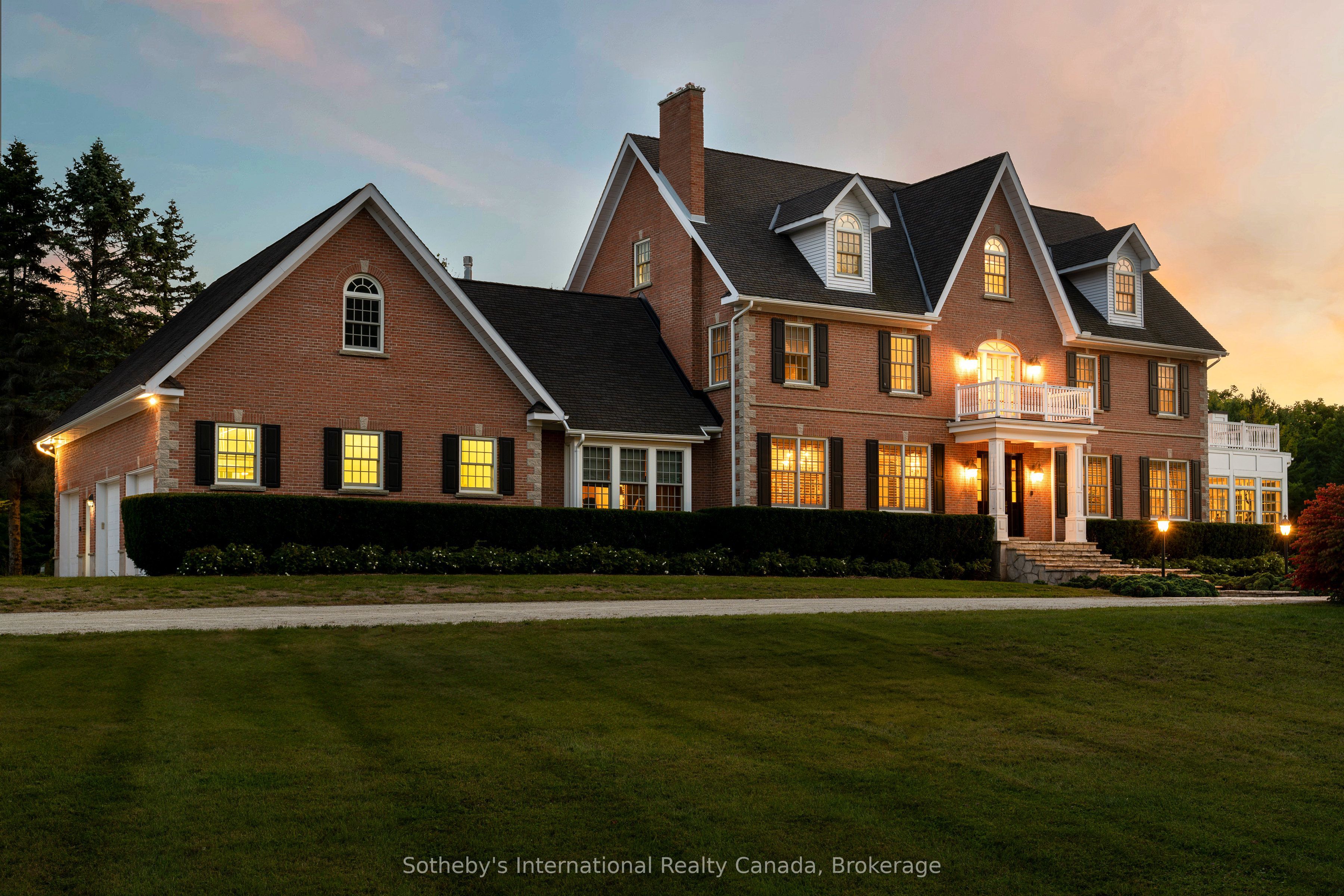 7781 Poplar Side Road, Clearview, ON L9Y 5N4
