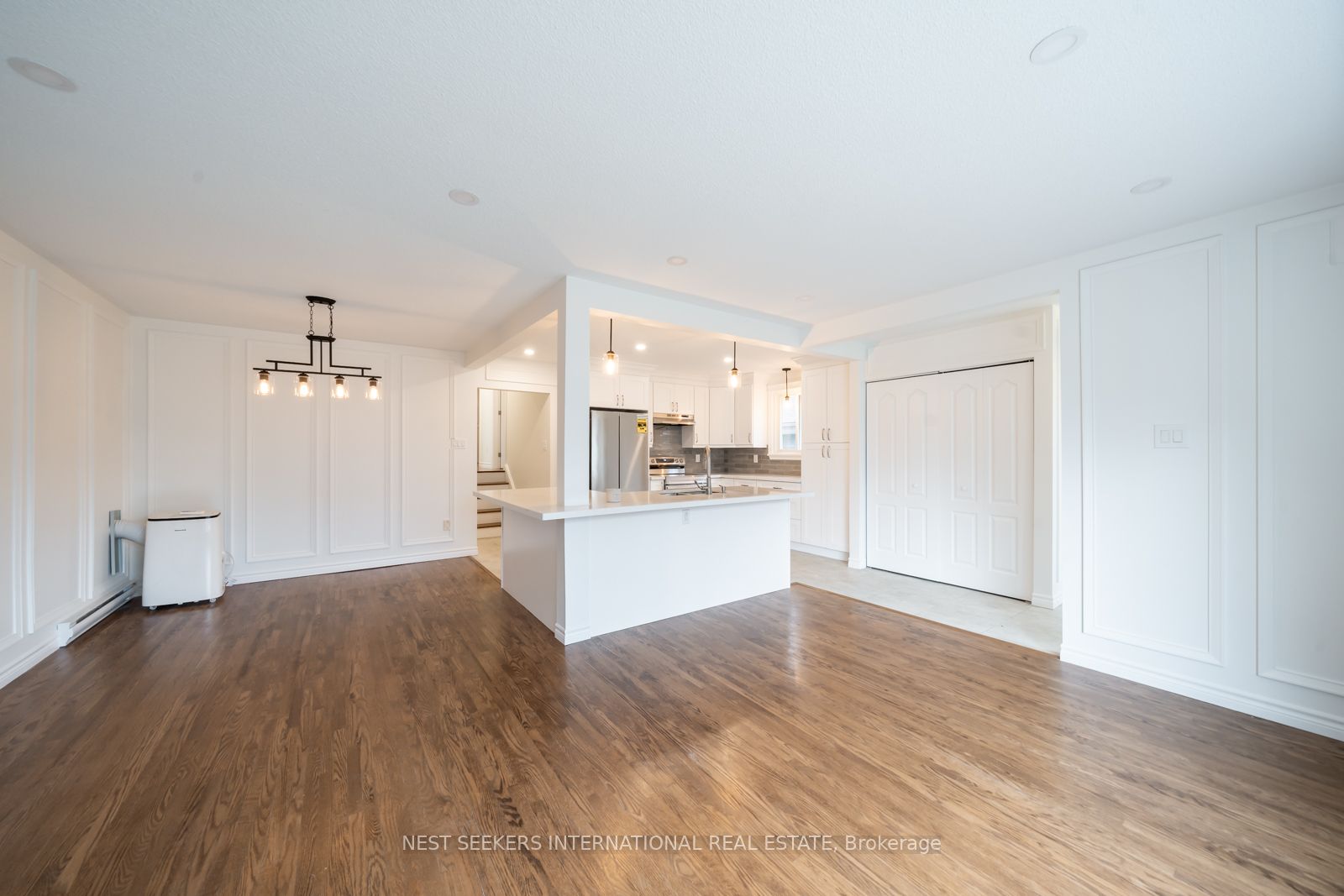 24 Thorncrest Road, Barrie, ON L4N 3P9 photo 5