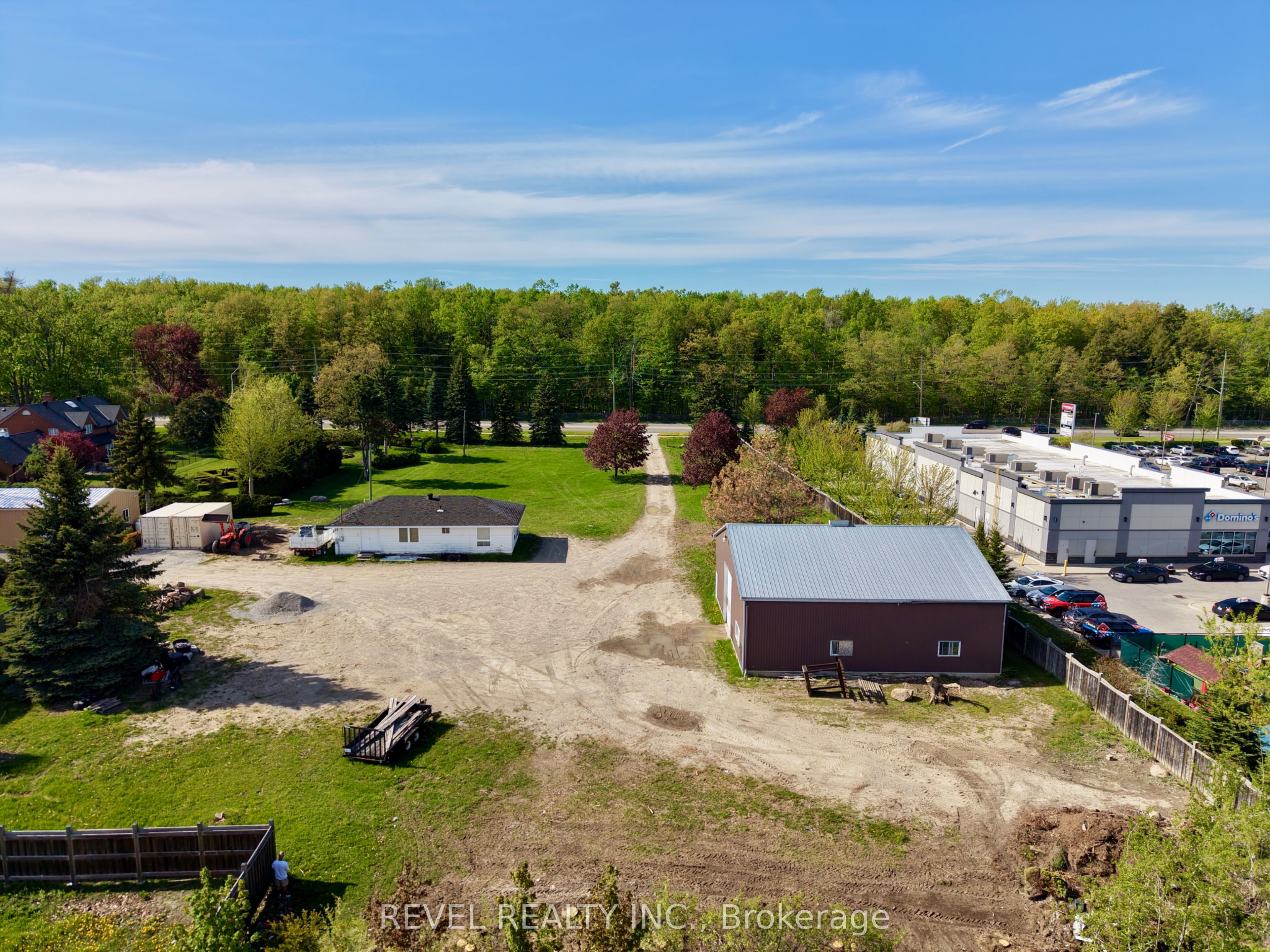 821 Big Bay Point Road, Barrie, ON L4M 4S6 photo 3