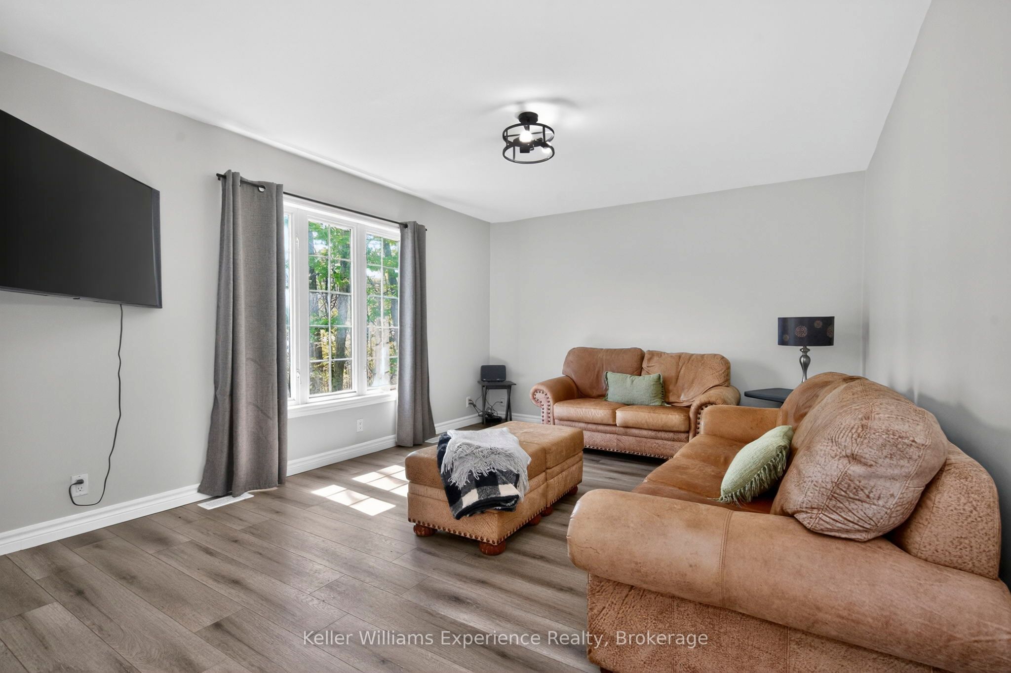 2555 Hodgins Road, Severn, ON L0K 2C0 photo 5