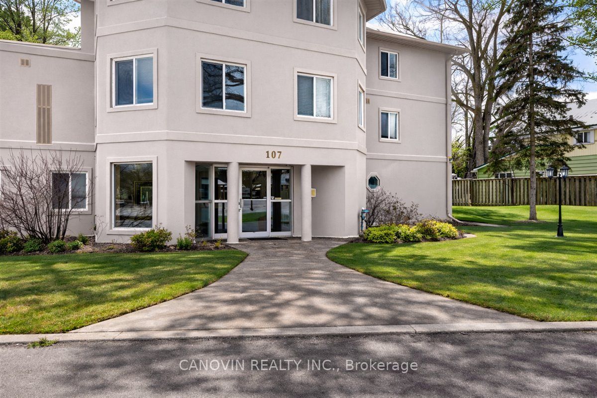 107 Bond Street 202, Orillia, ON L3V 1J7 photo 2
