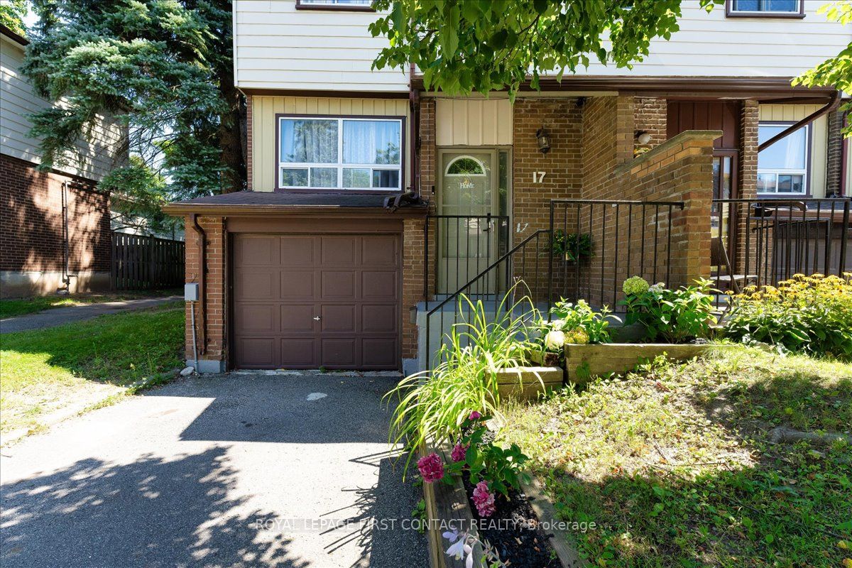 63 Ferris Lane I7, Barrie, ON L4M 5C4 photo 2