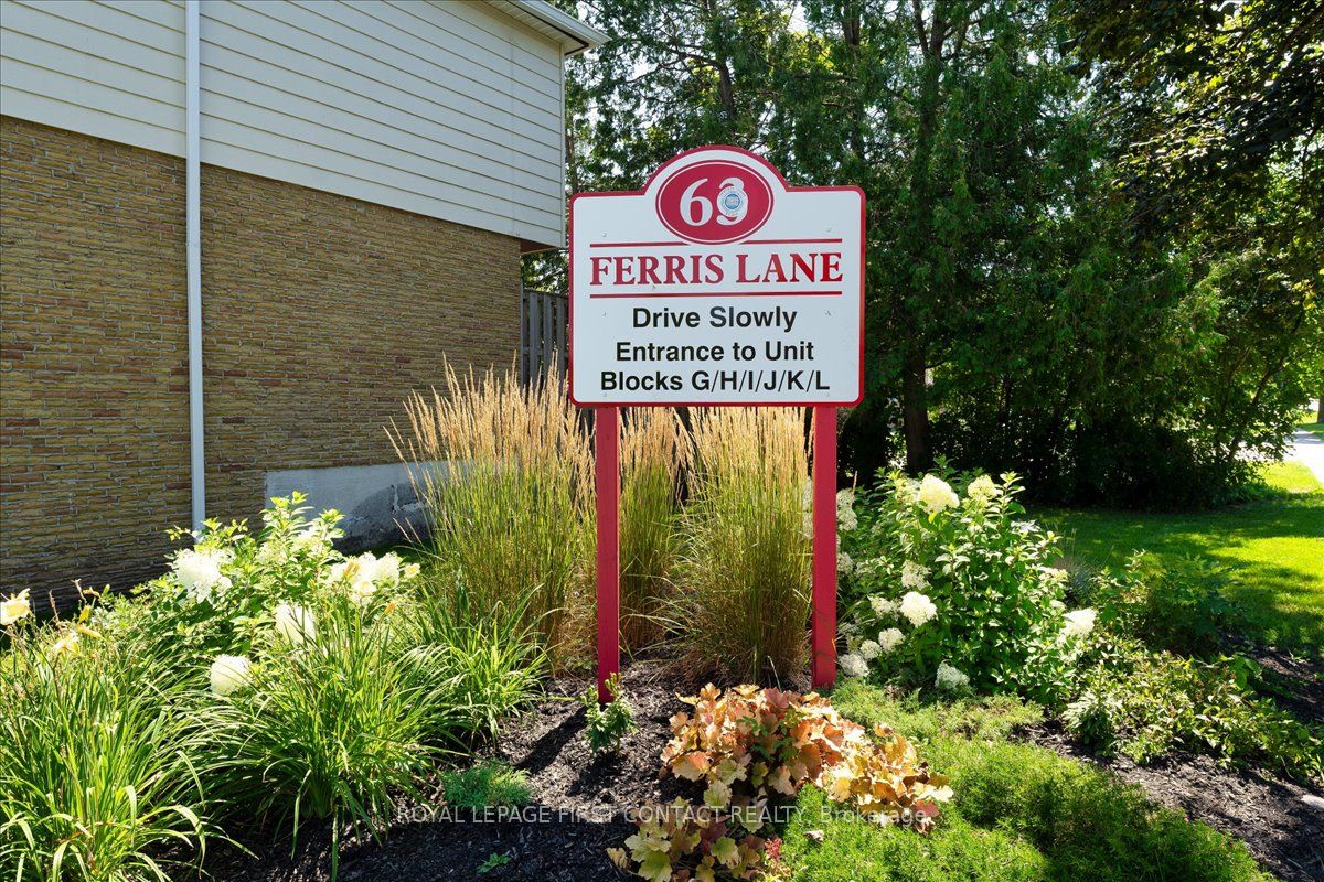63 Ferris Lane I7, Barrie, ON L4M 5C4 photo 4