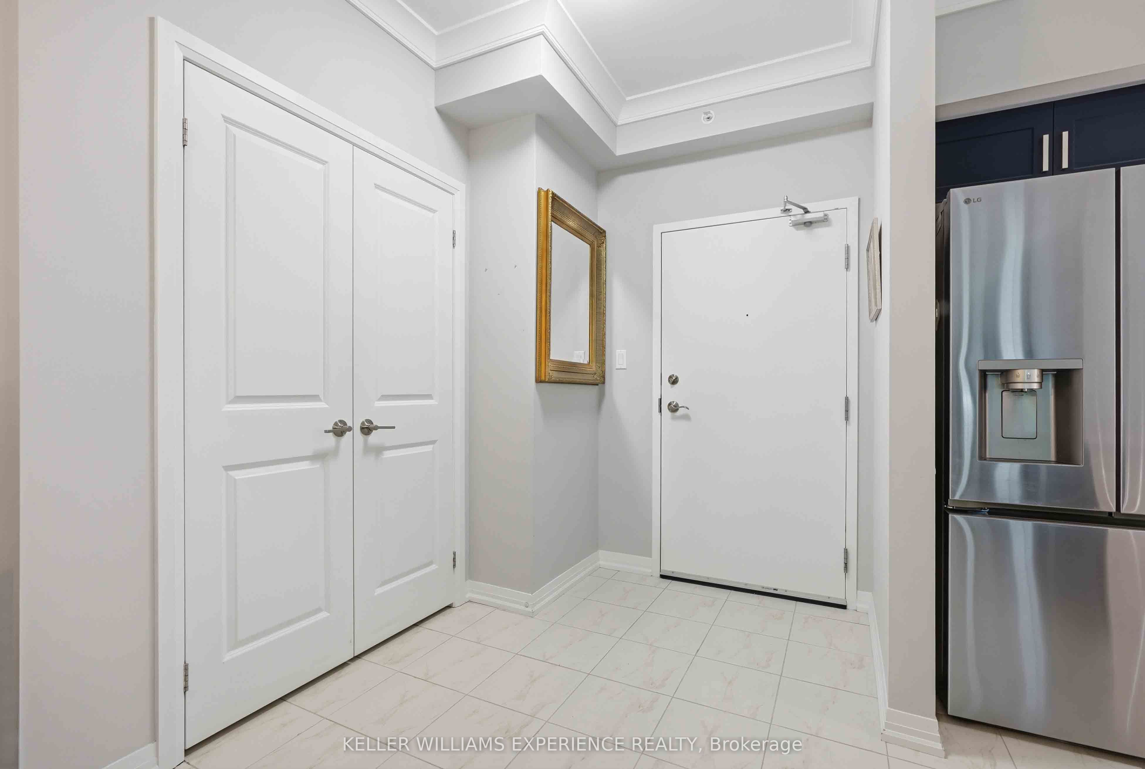 304 Essa Road 312, Barrie, ON L9J 0H4 photo 4