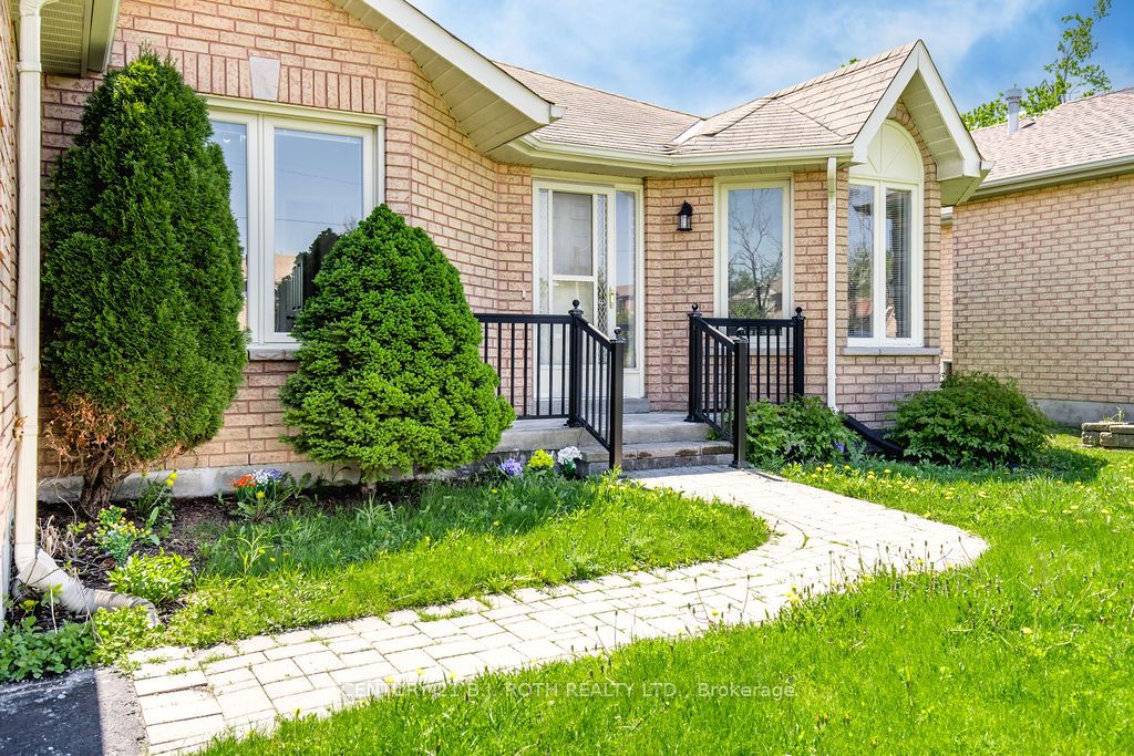 153 Livingstone Street W, Barrie, ON L4N 7J7 photo 3