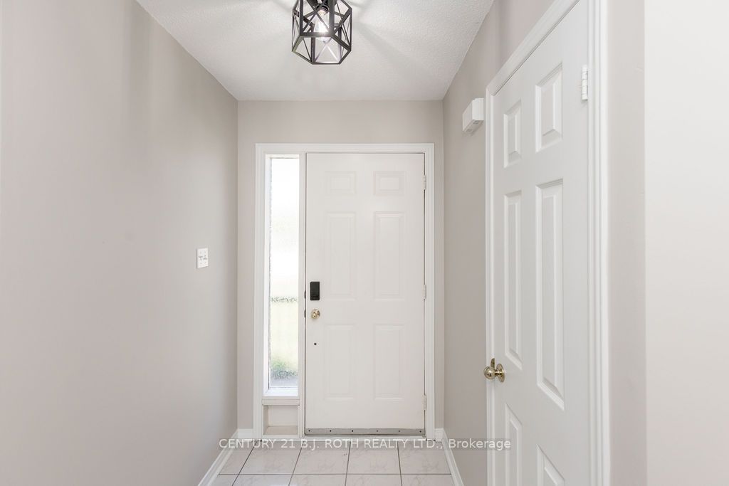 153 Livingstone Street W, Barrie, ON L4N 7J7 photo 5