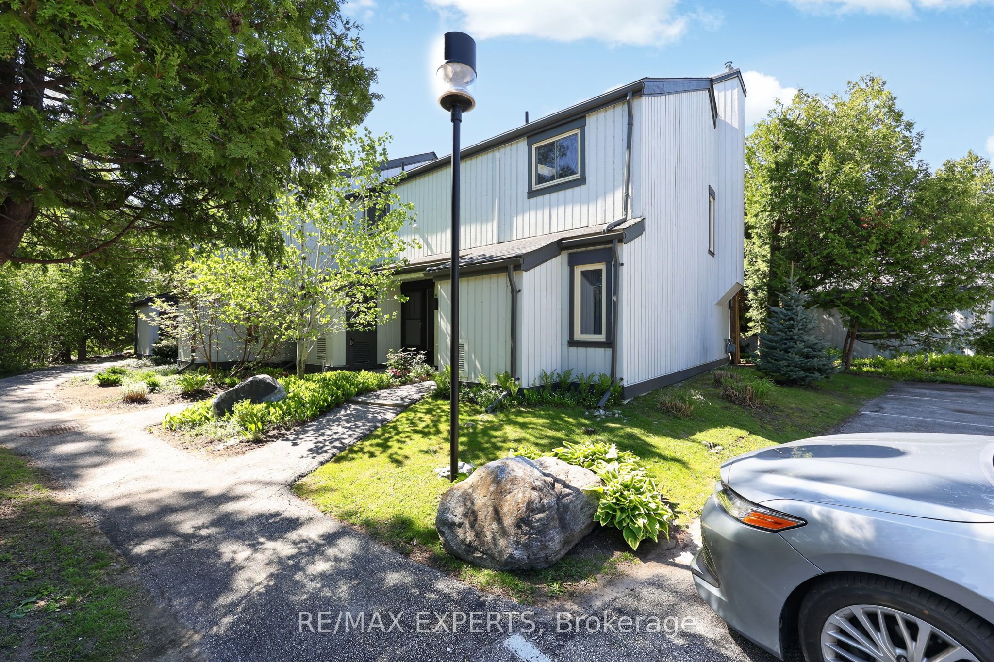 14 Dawson Drive 416, Collingwood, ON L9Y 5B4 photo 3