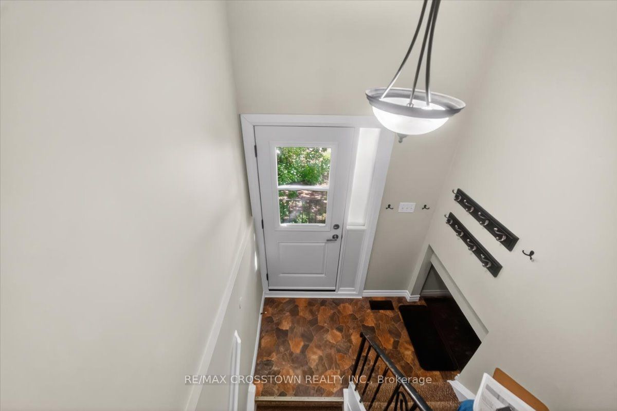 1095 Mississaga Street W 121, Orillia, ON L3V 6W7 photo 4