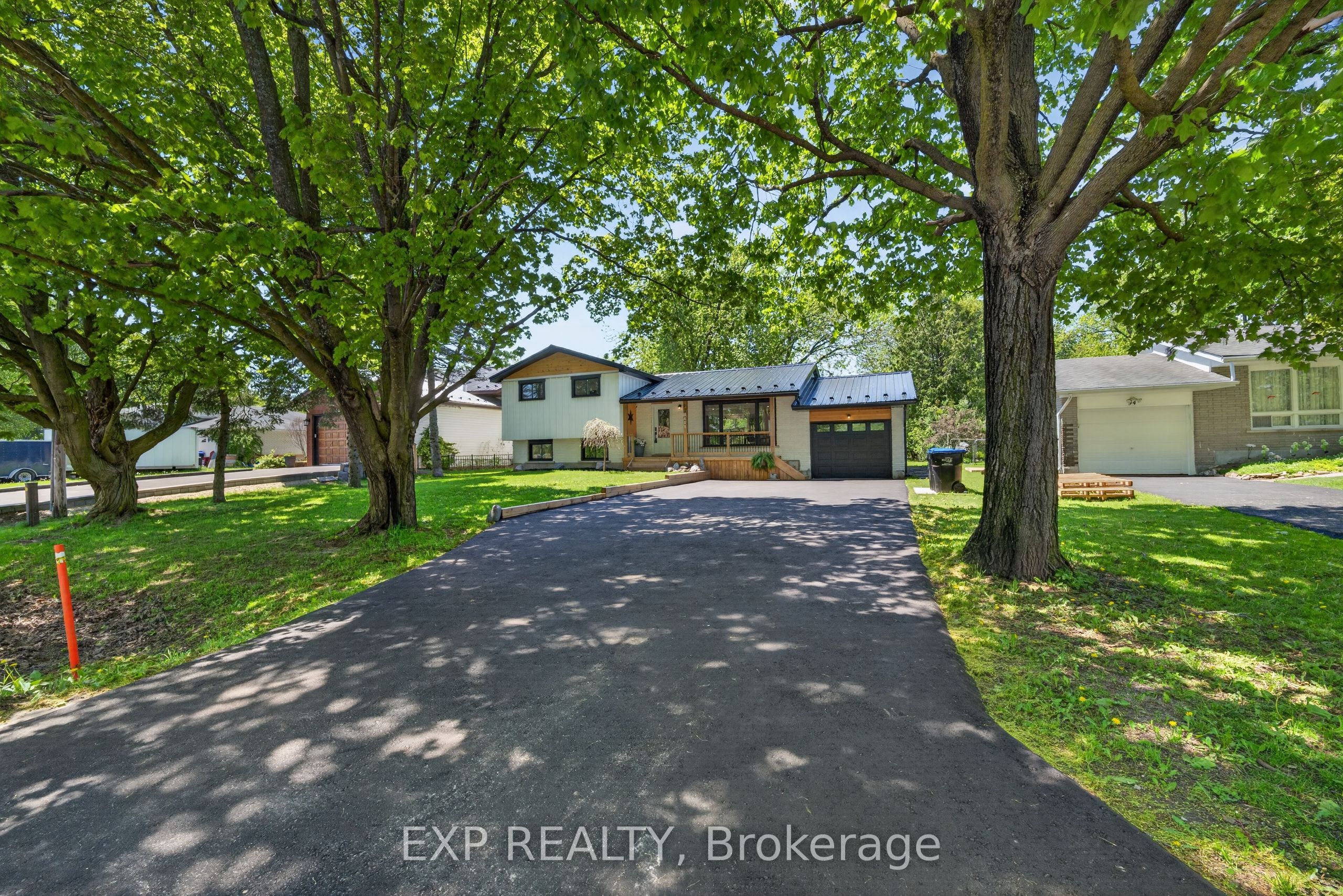 92 Mary Street, Clearview, ON L0M 1G0 photo 3