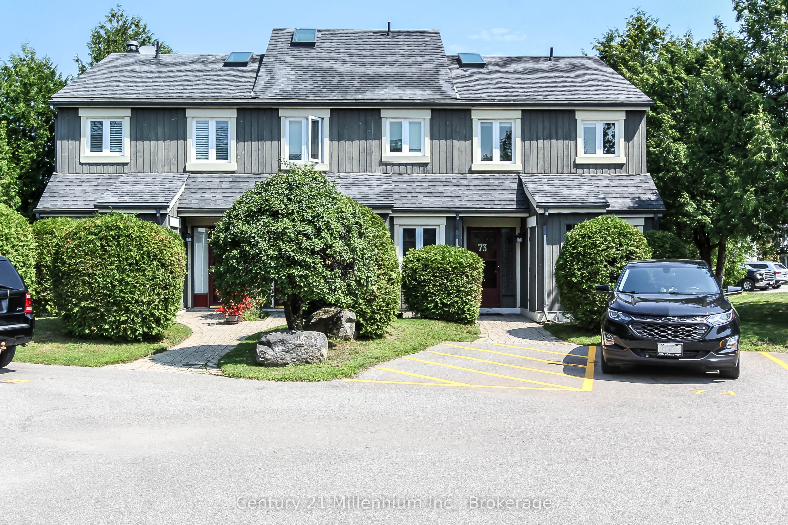 149 Fairway Crescent 73, Collingwood, ON L9Y 5B4