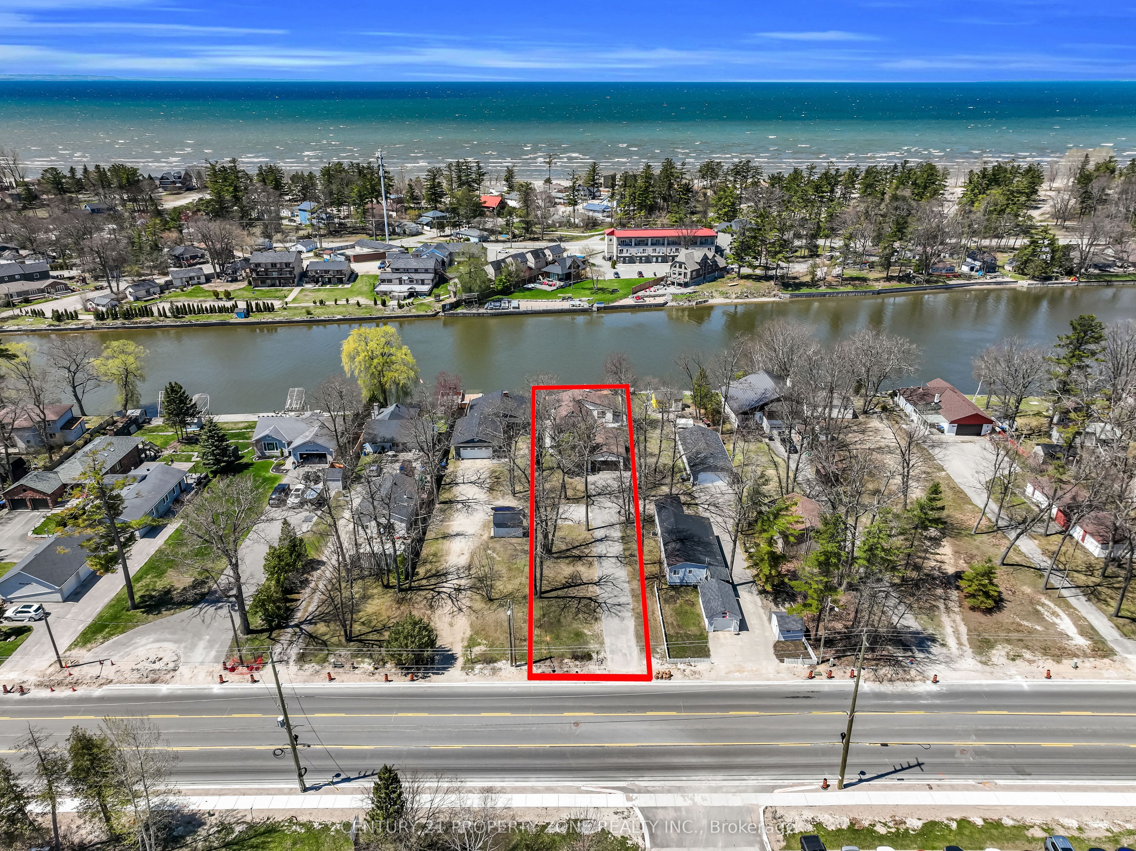 1312 W River Road W, Wasaga Beach, ON L9Z 2W6 photo 4