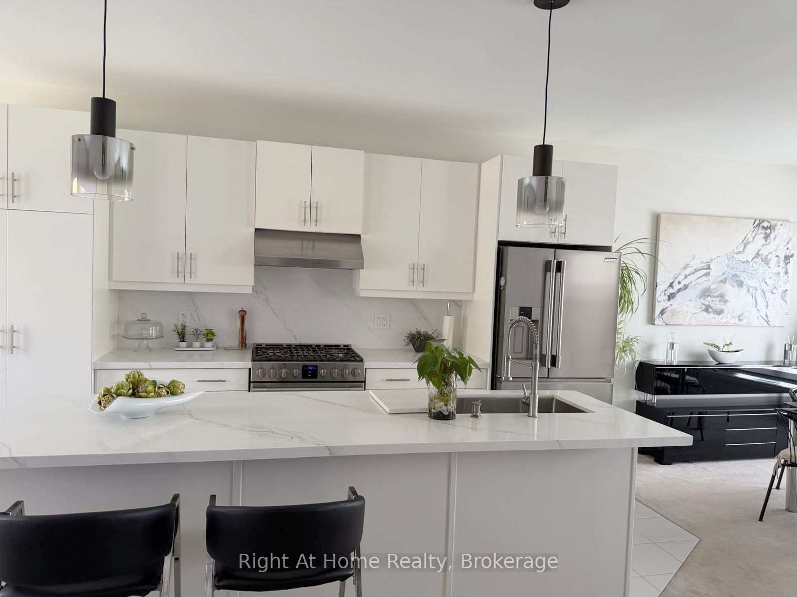 23 Ralph Dalton Boulevard, Tay, ON L0K 2A0 photo 4